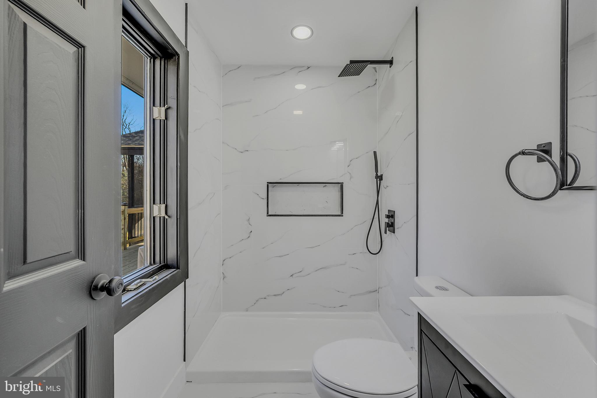 POCONO FARMS - Residential