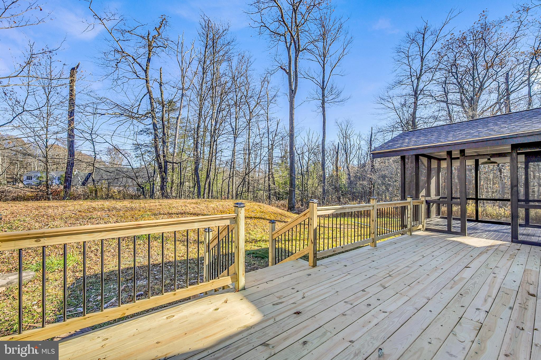 POCONO FARMS - Residential