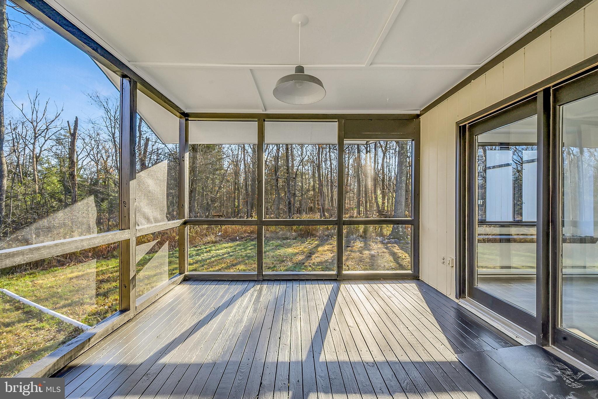 POCONO FARMS - Residential