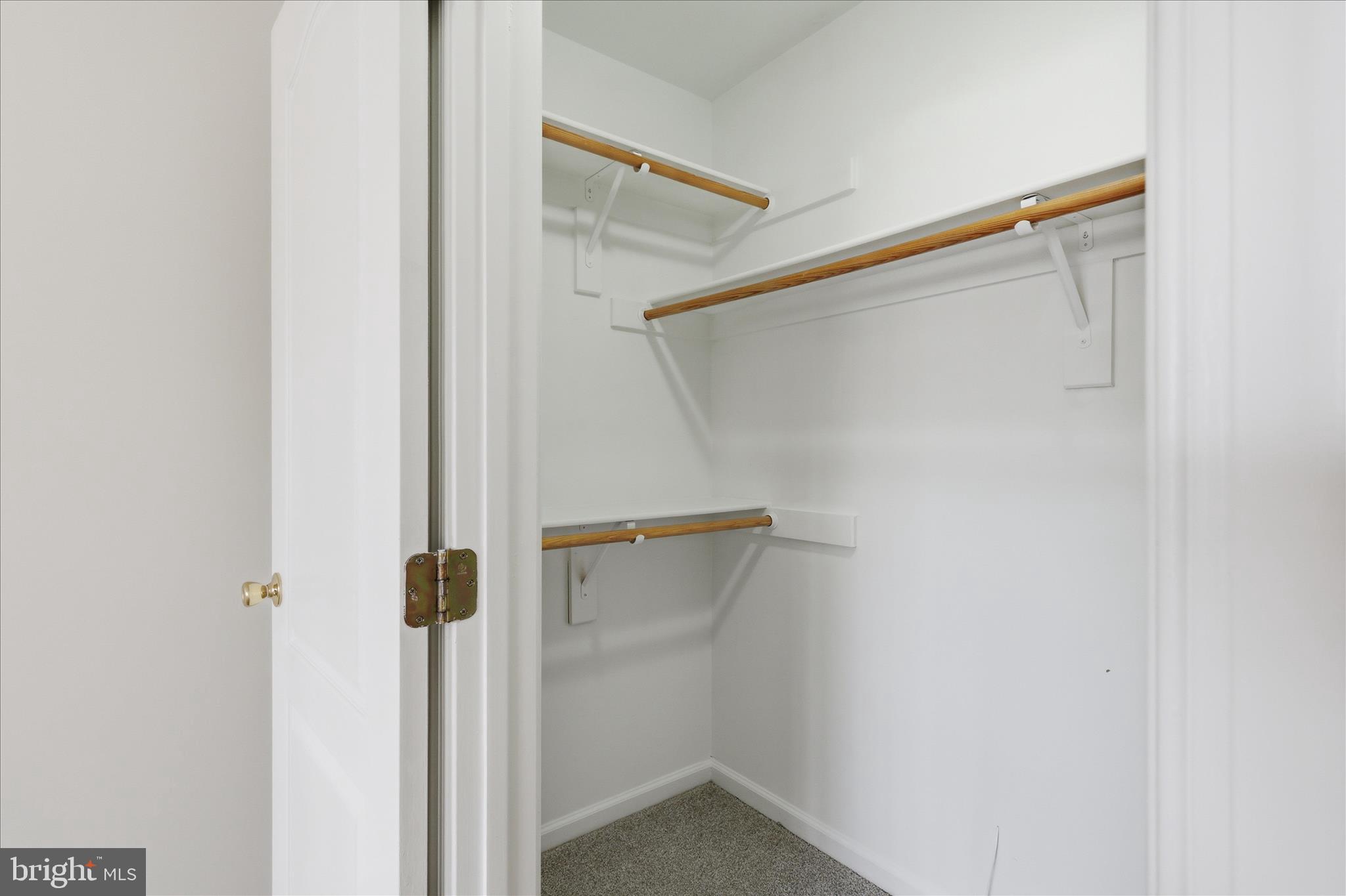 SOUTH RIDING - Residential Lease