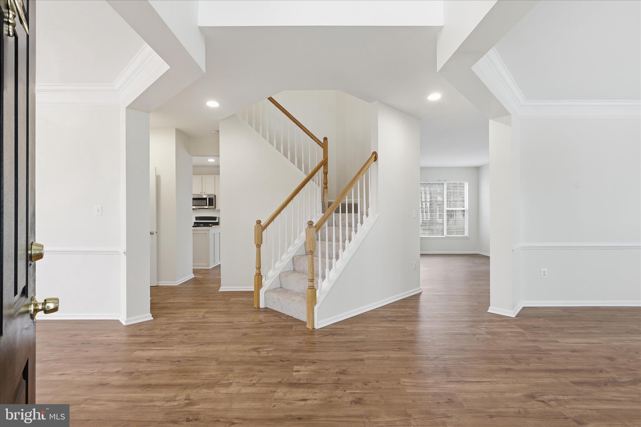 SOUTH RIDING - Residential Lease