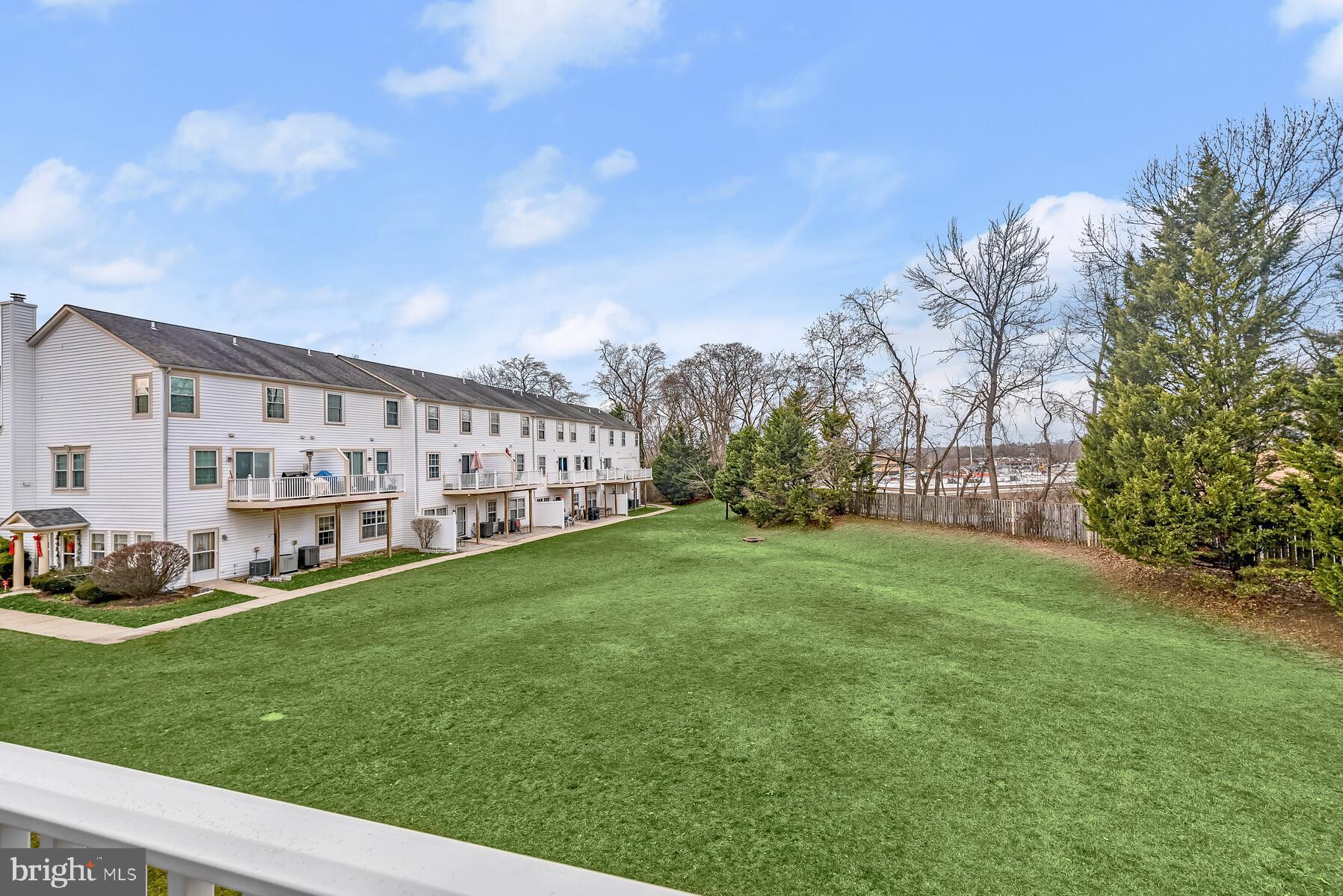 CEDAR GROVE AT CROFTON - Residential