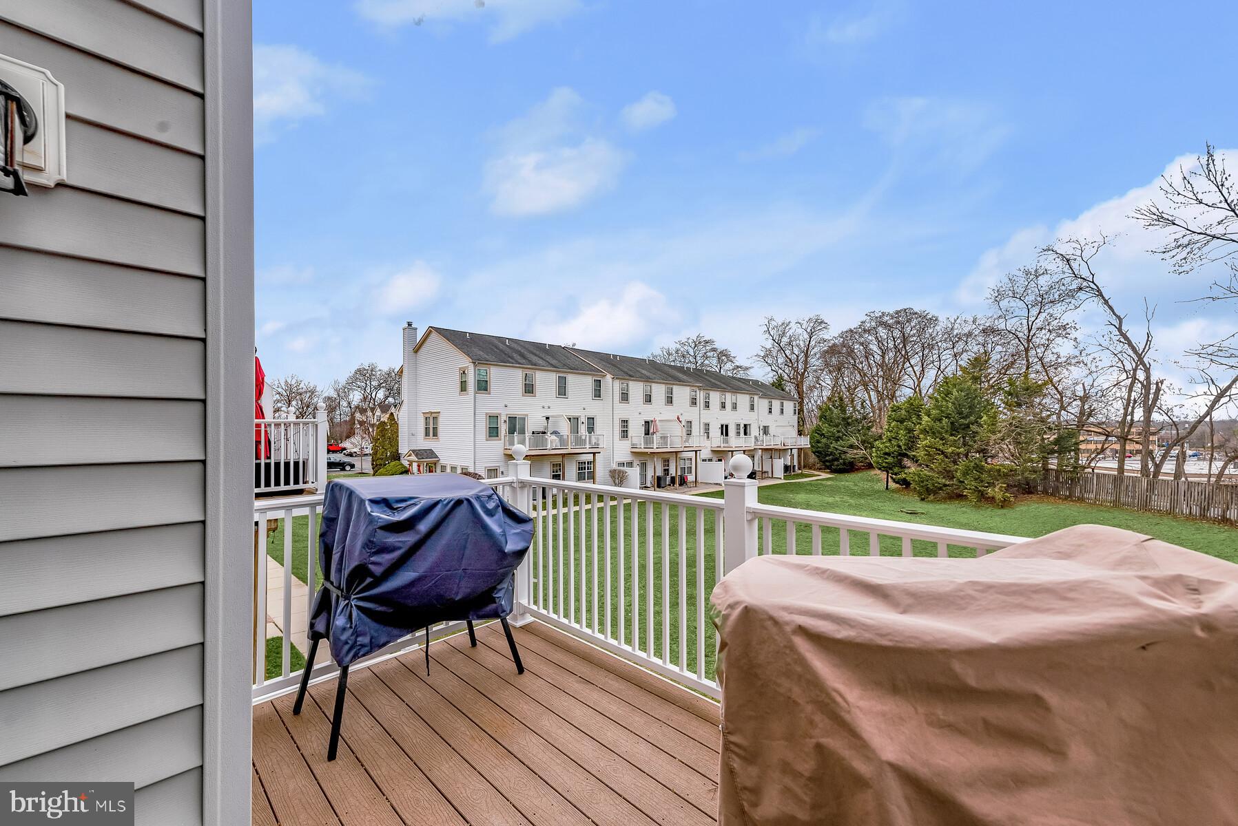 CEDAR GROVE AT CROFTON - Residential