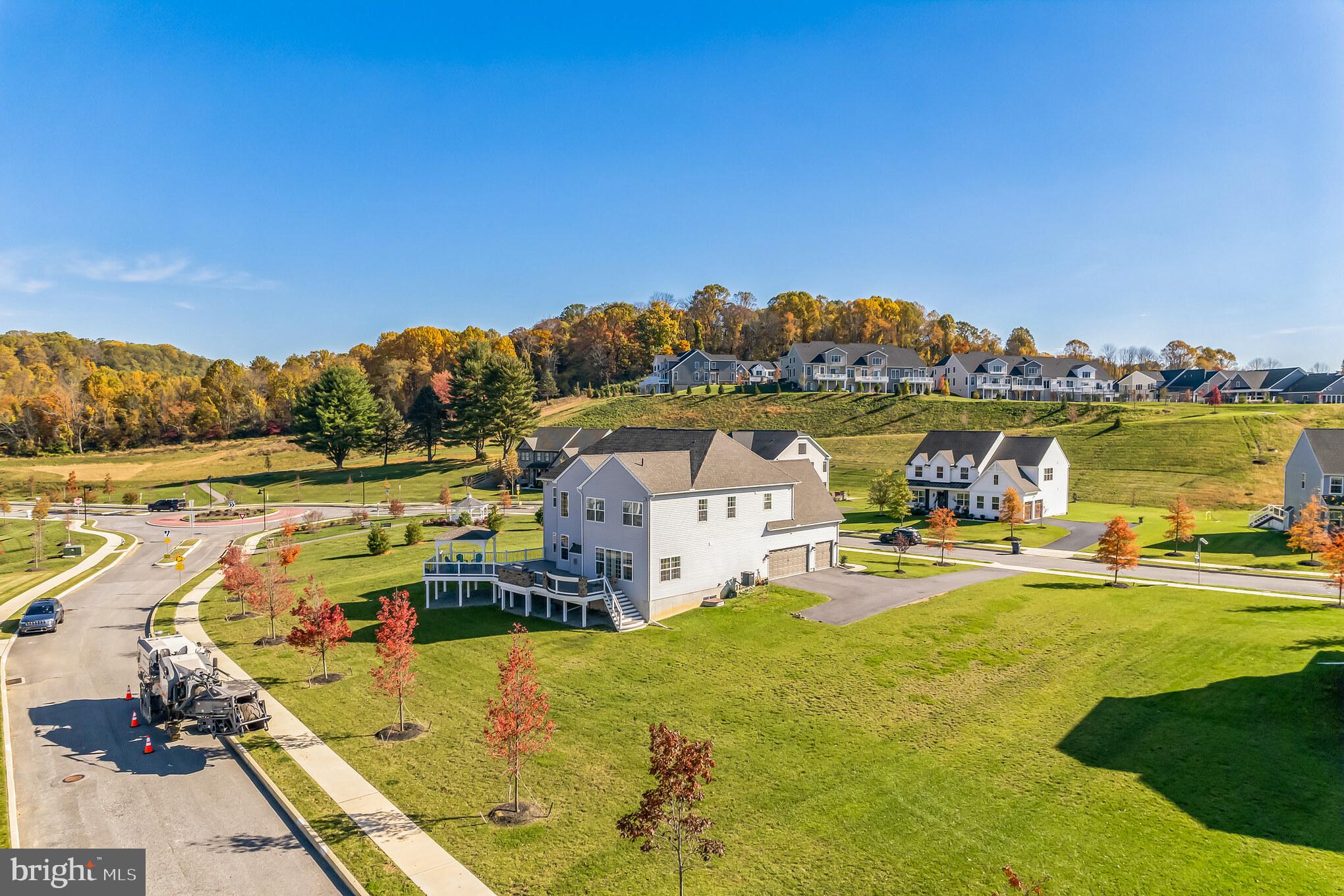 EDGEMONT - Residential