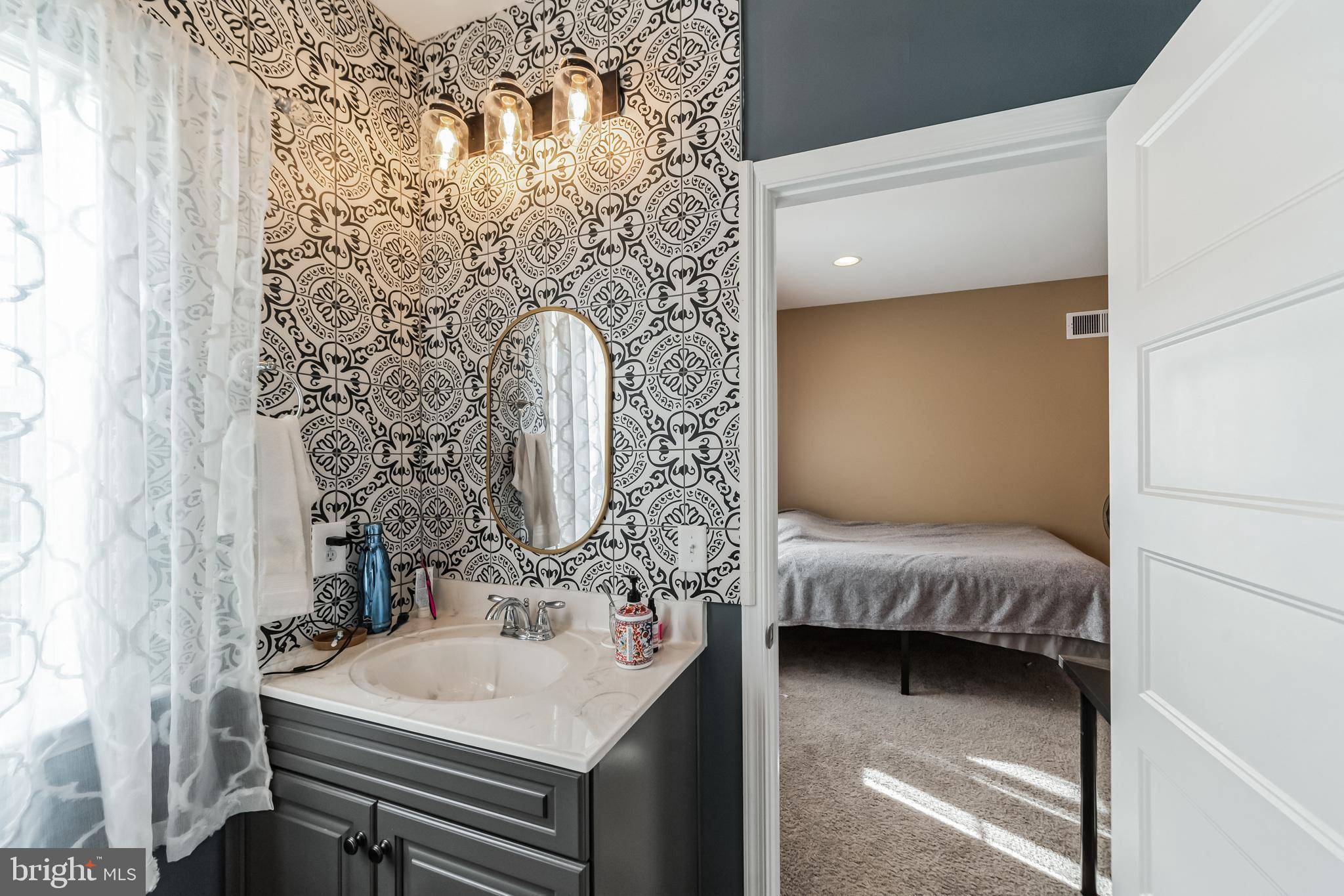 EDGEMONT - Residential