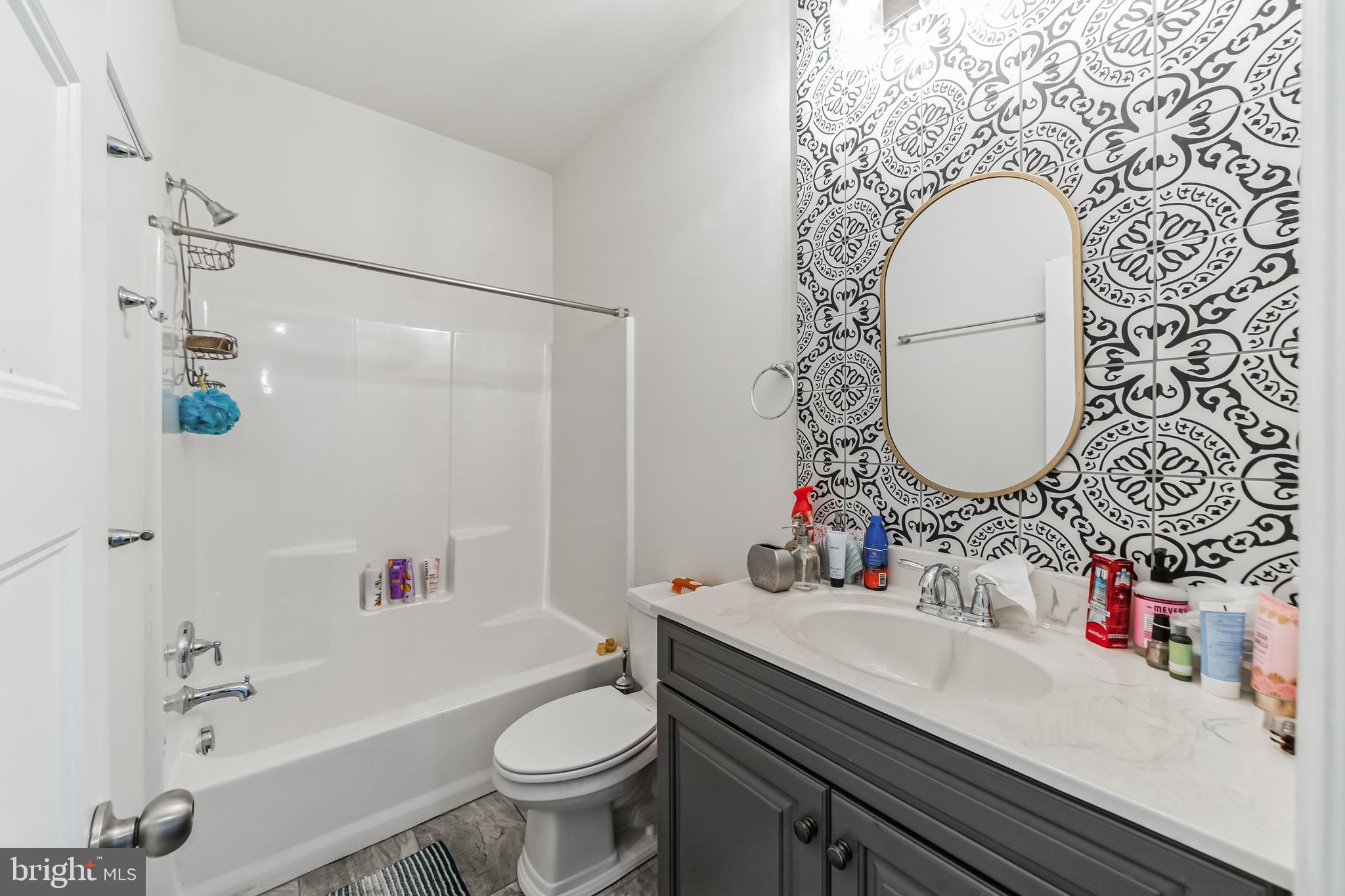 EDGEMONT - Residential