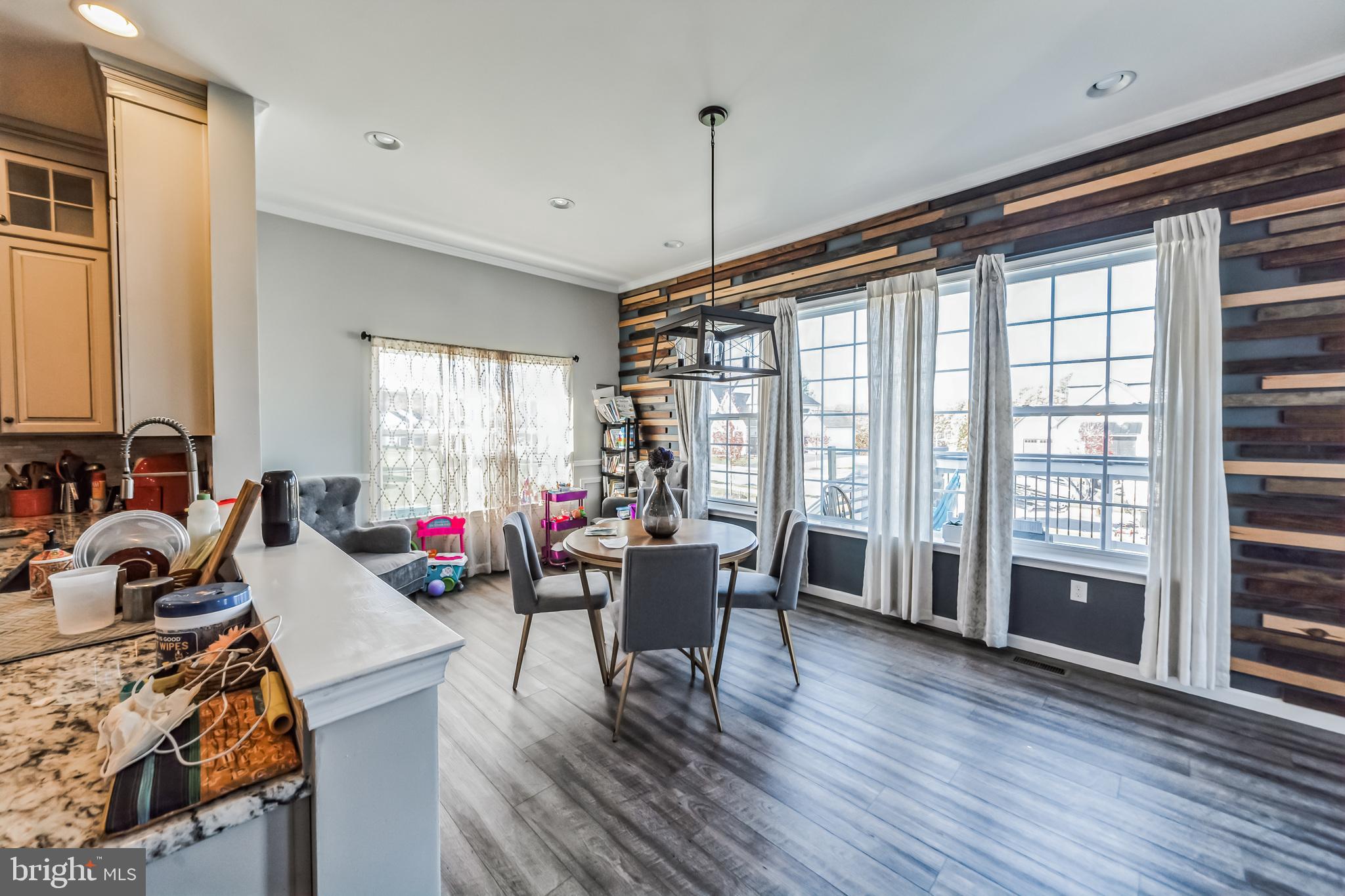 EDGEMONT - Residential