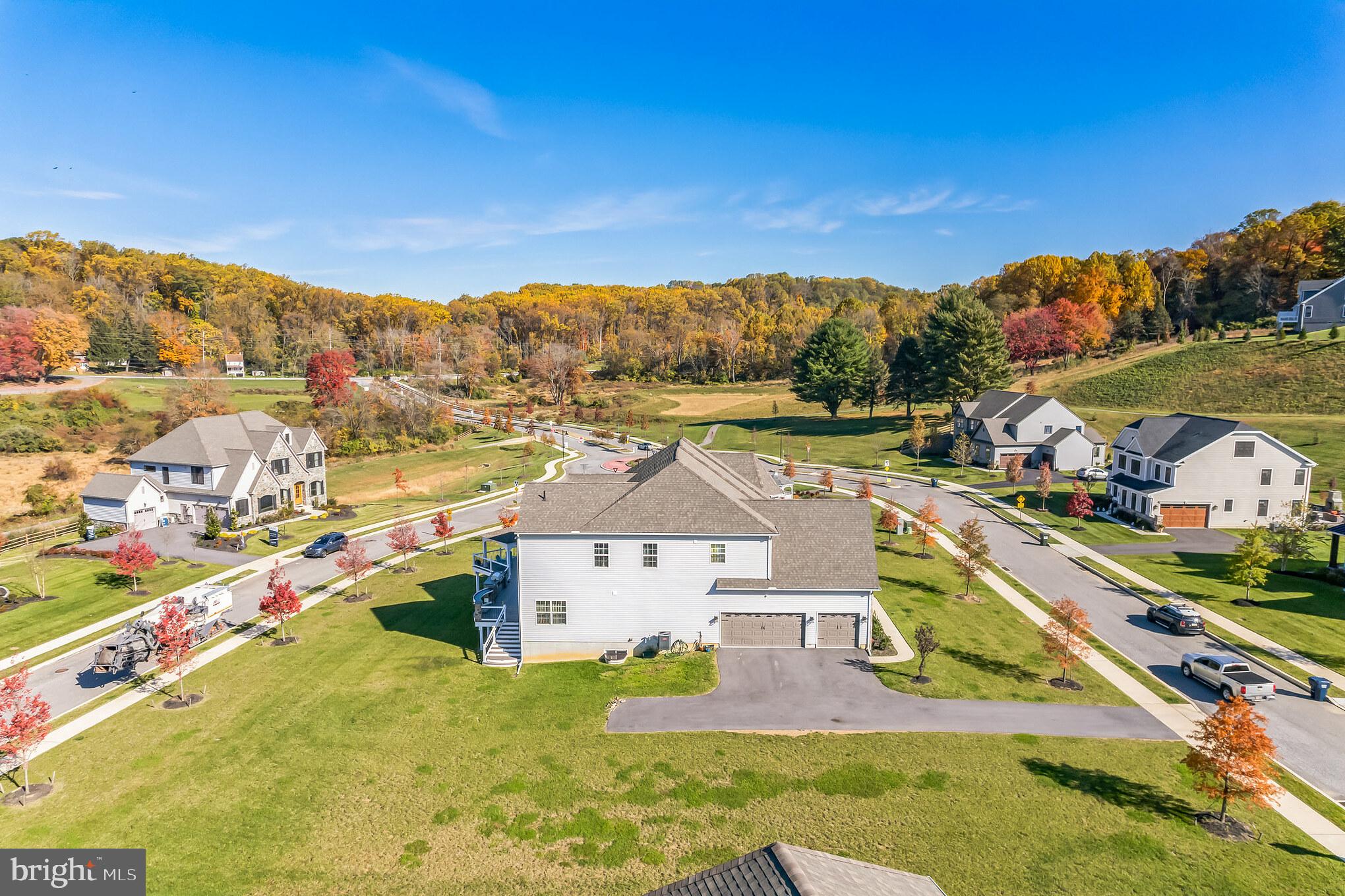 EDGEMONT - Residential