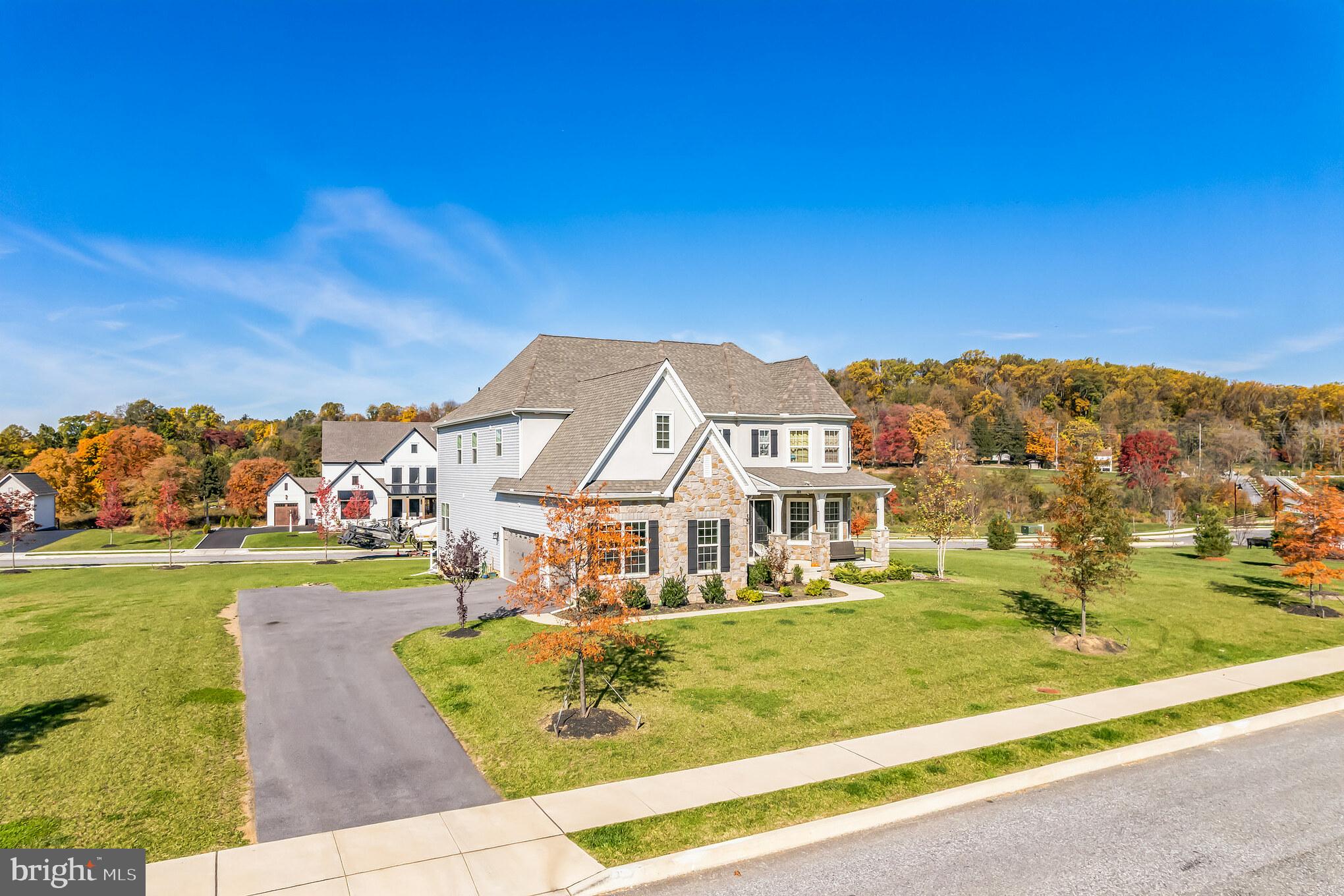 EDGEMONT - Residential