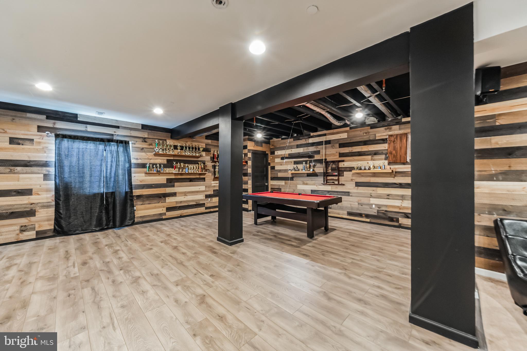 EDGEMONT - Residential