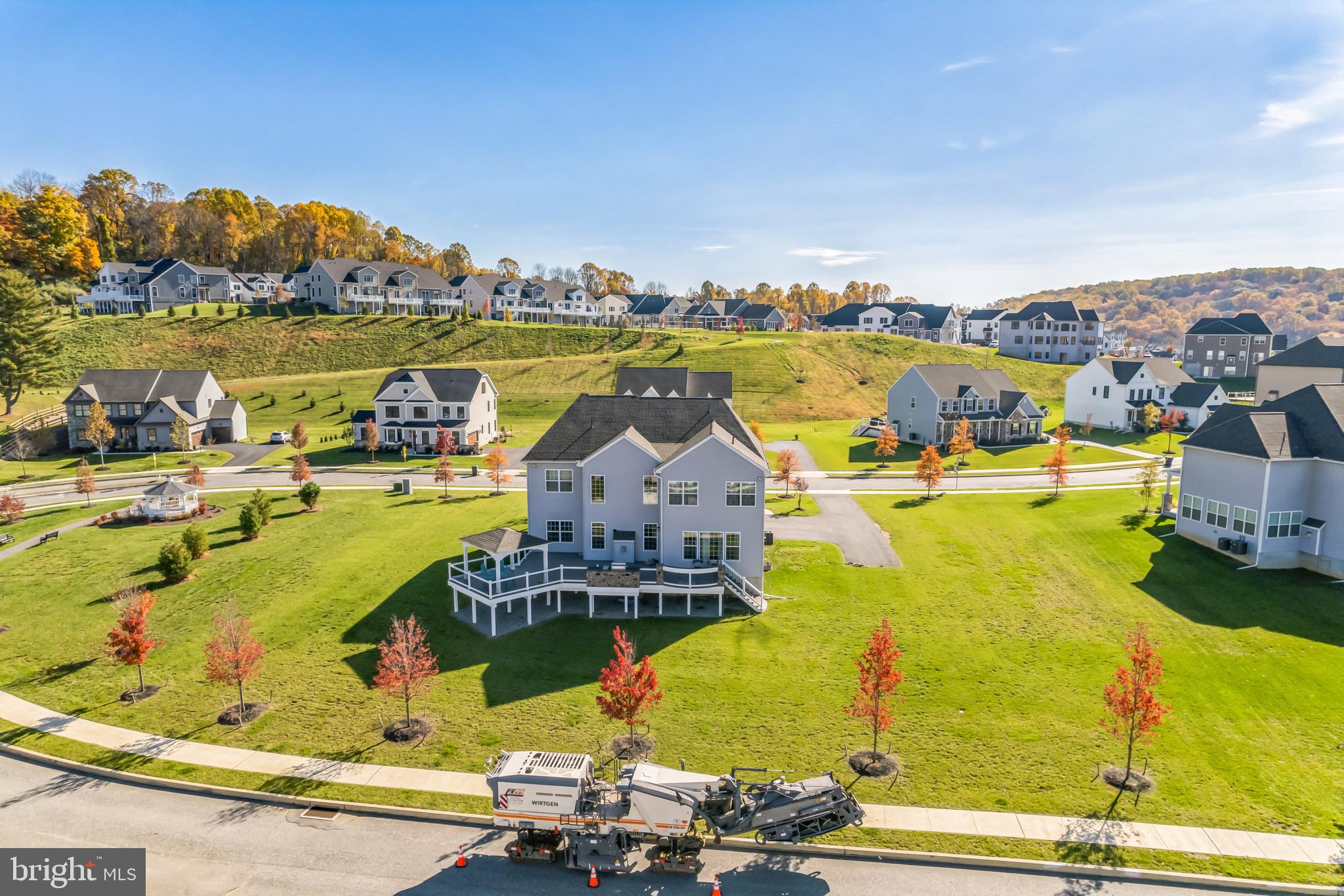 EDGEMONT - Residential