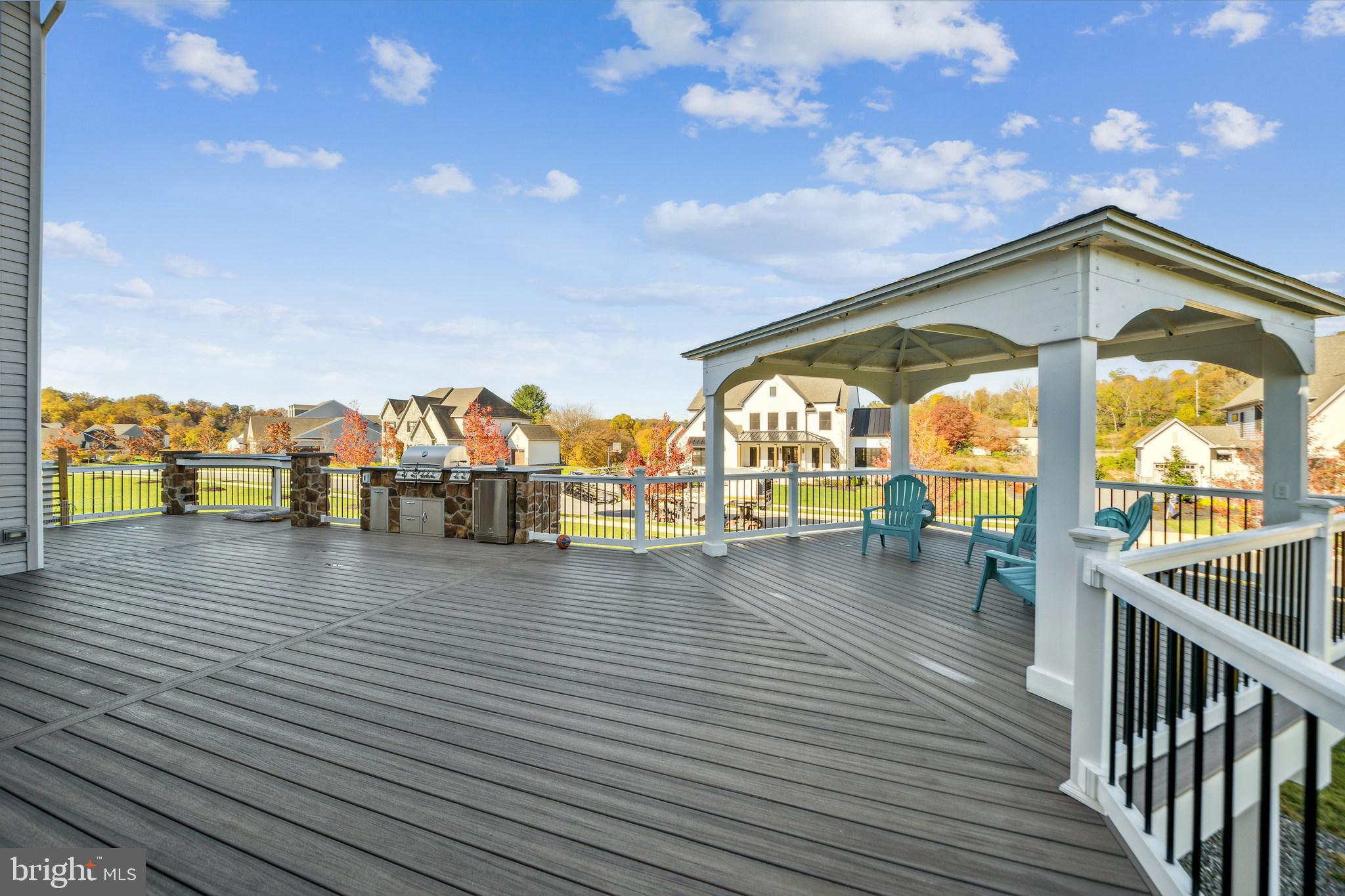 EDGEMONT - Residential