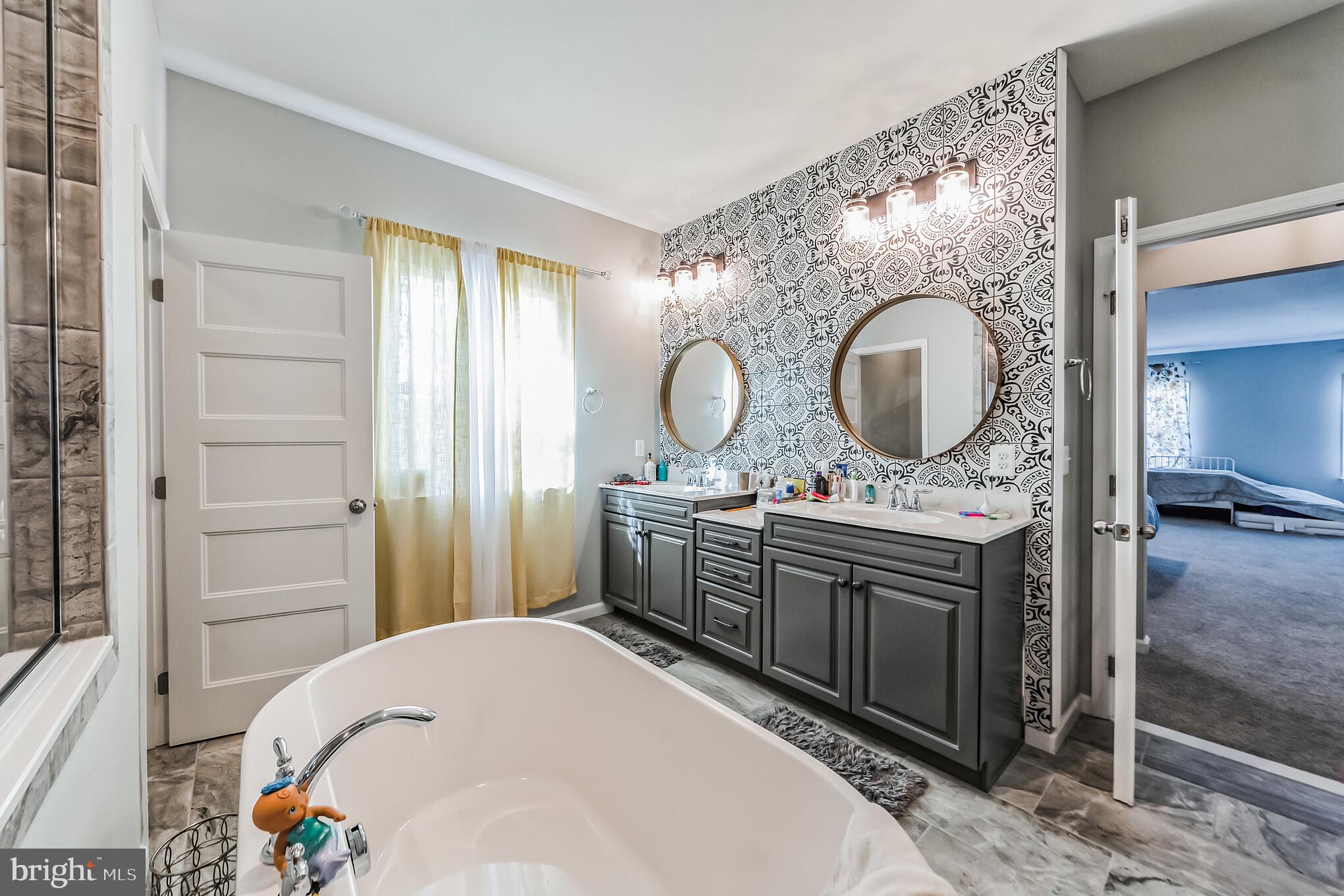 EDGEMONT - Residential