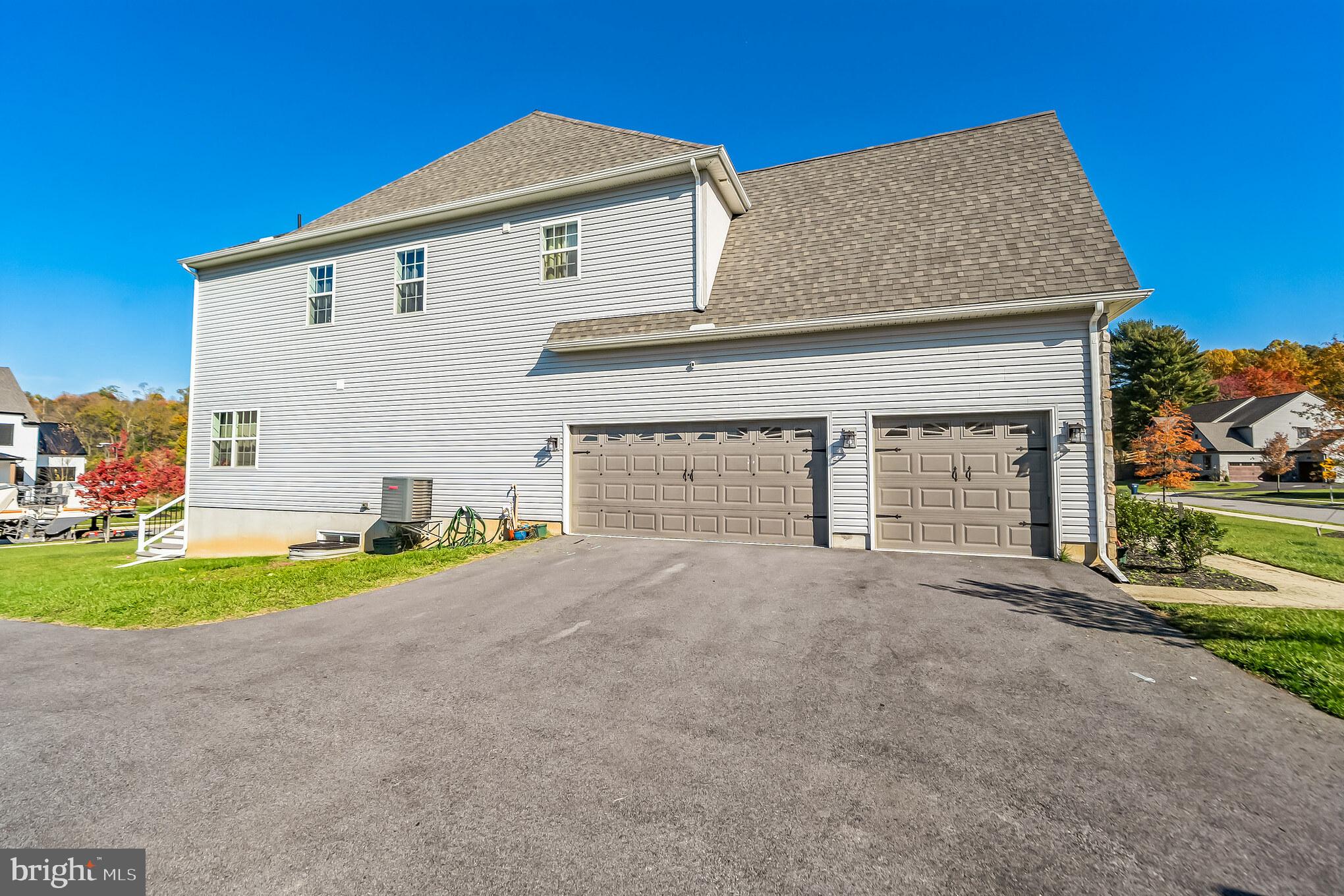 EDGEMONT - Residential