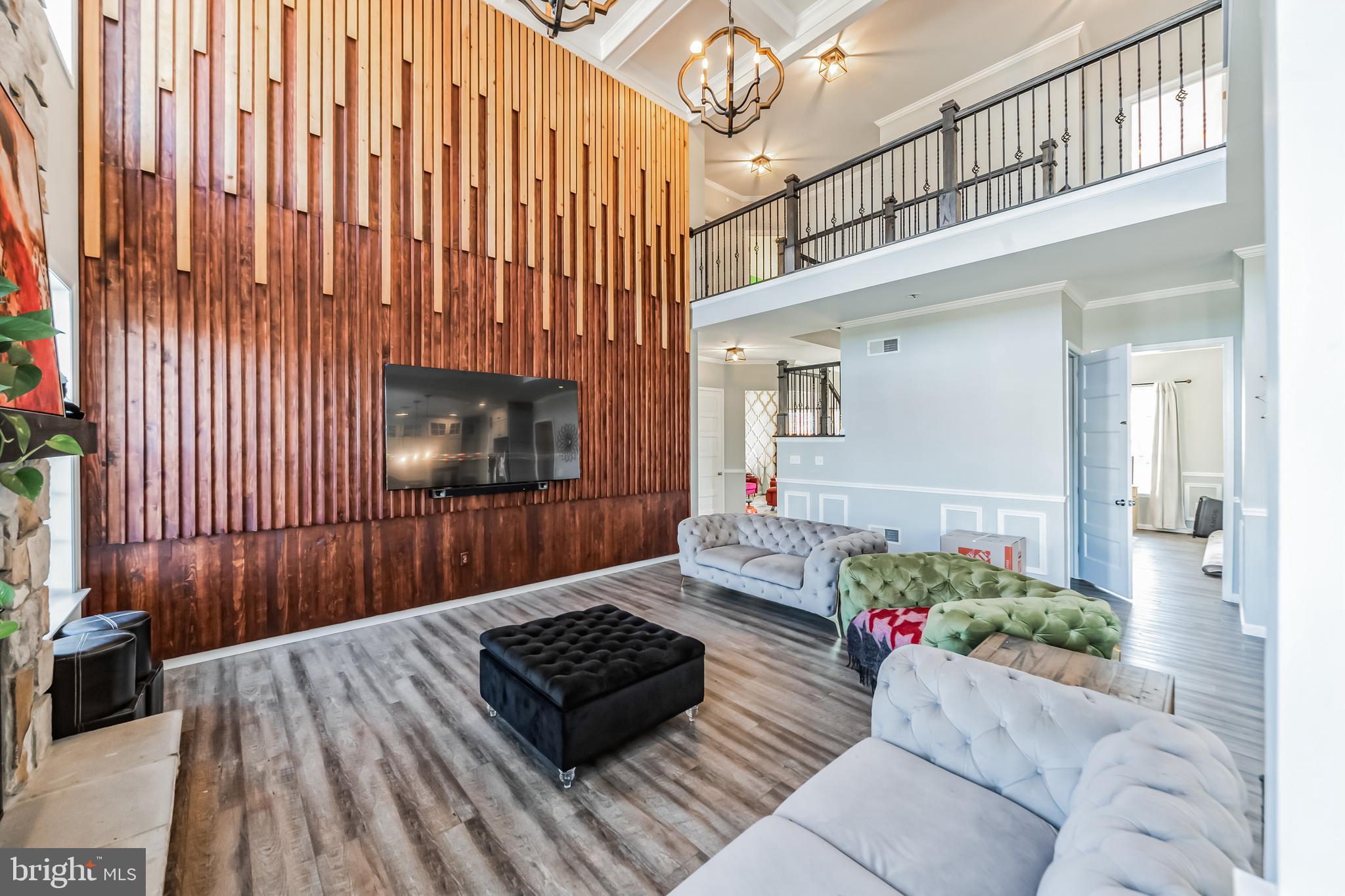 EDGEMONT - Residential