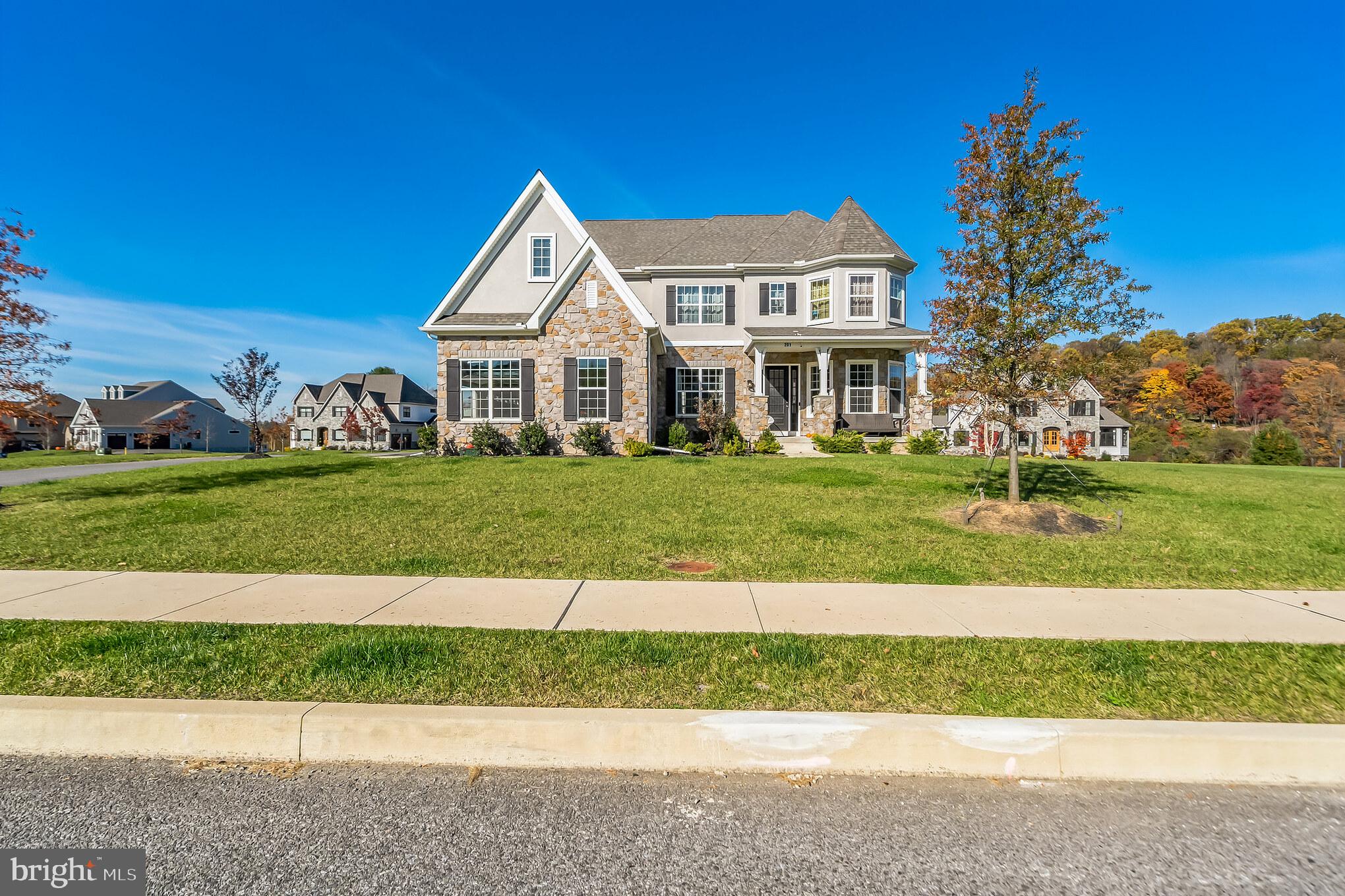 EDGEMONT - Residential