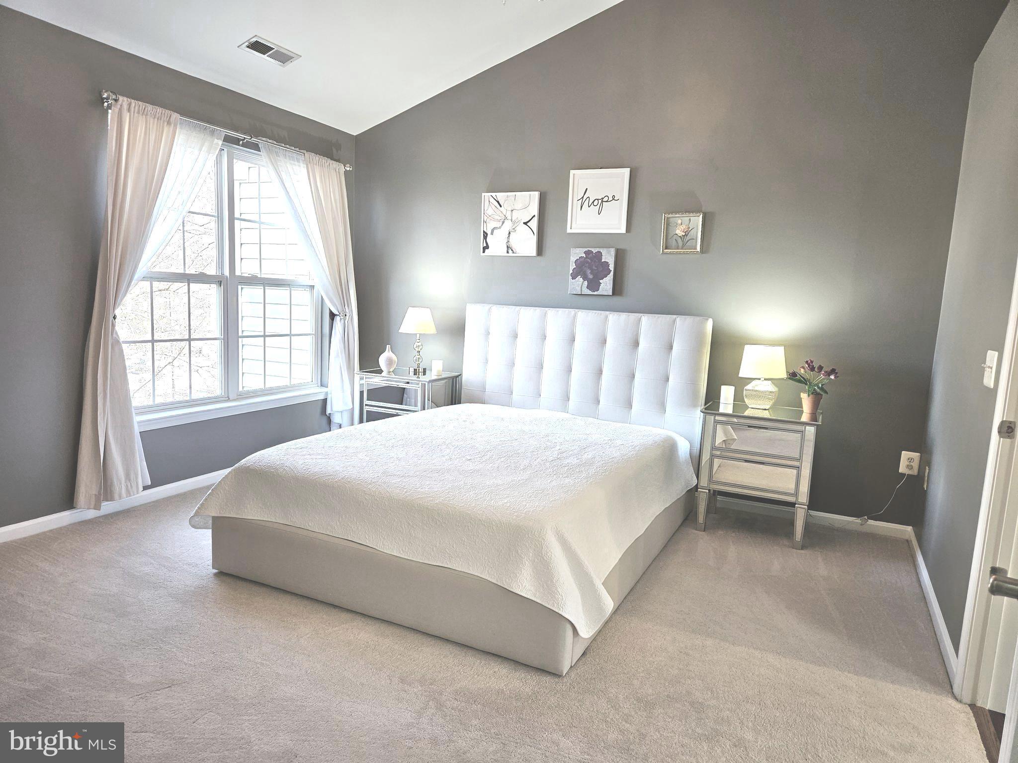 WINDGATE CONDO - Residential