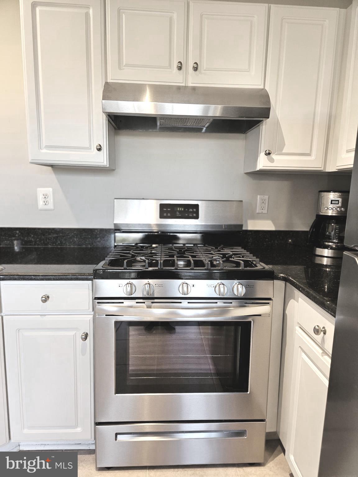 WINDGATE CONDO - Residential