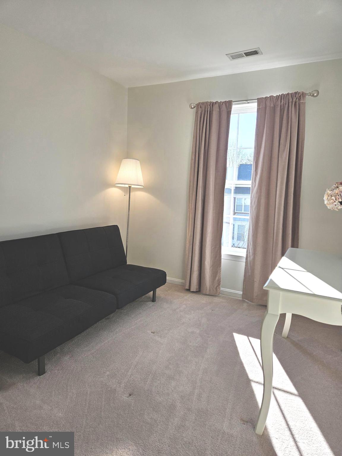 WINDGATE CONDO - Residential