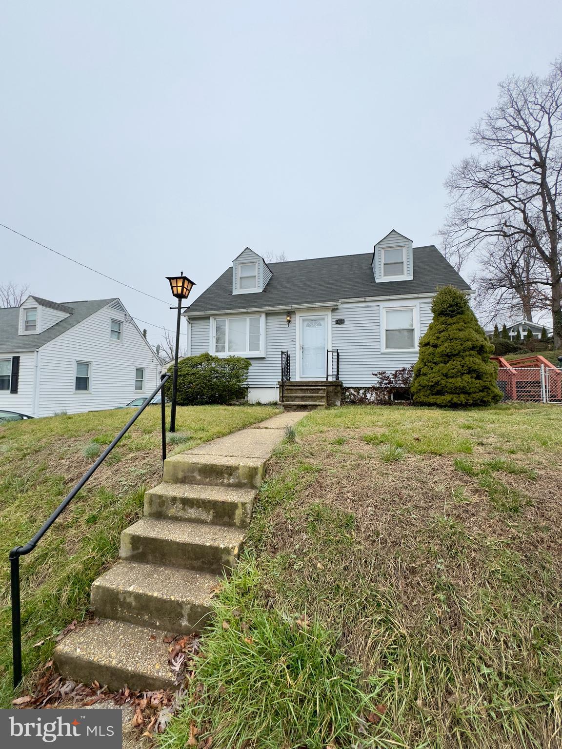 PARKVILLE - Residential Lease