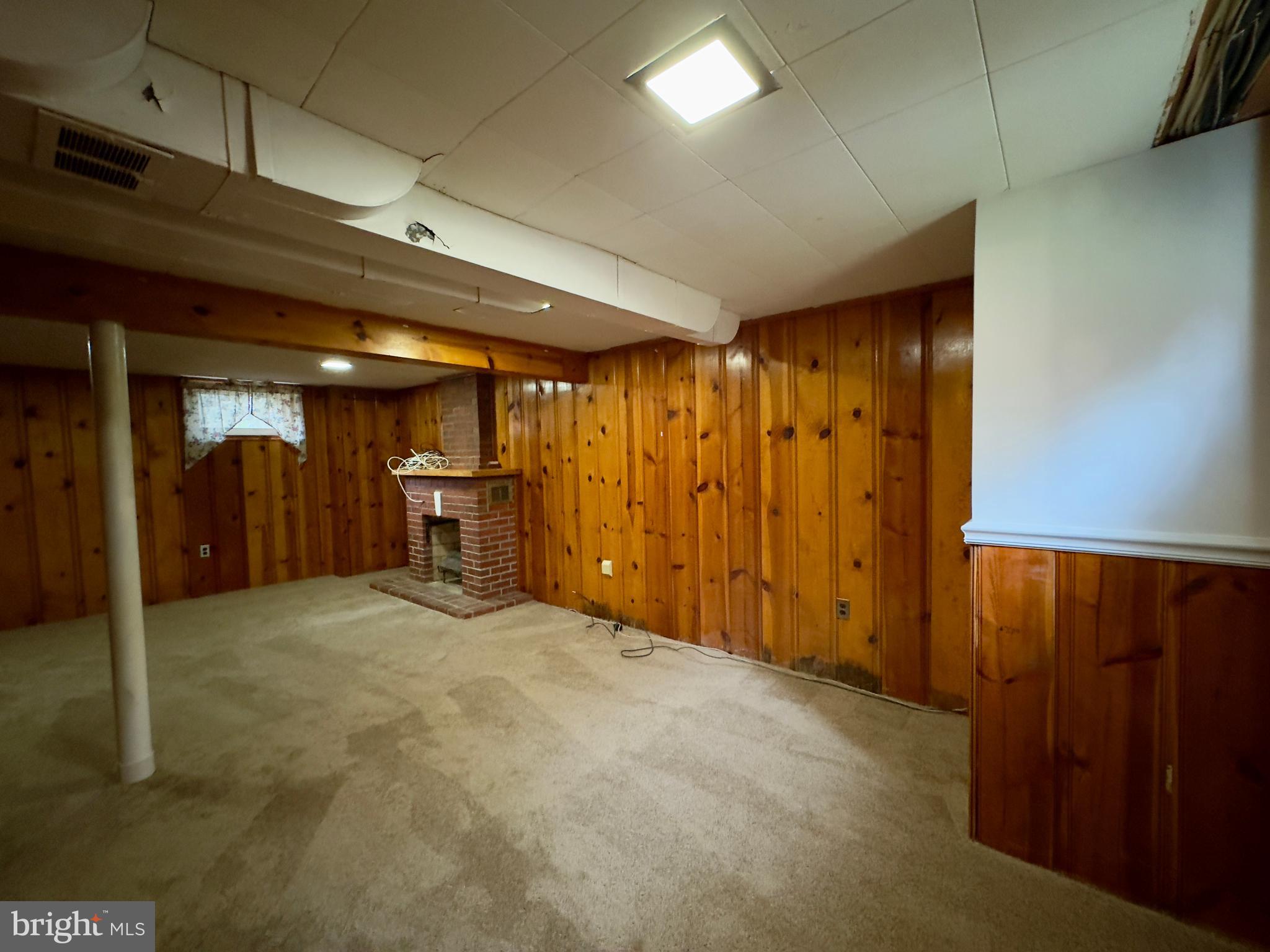 PARKVILLE - Residential Lease