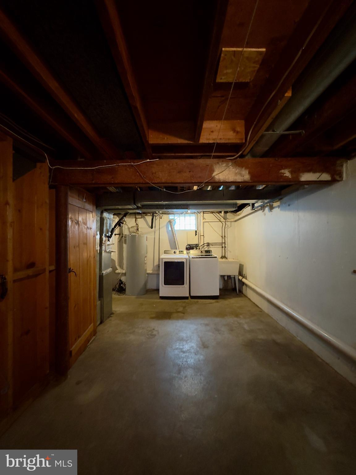 PARKVILLE - Residential Lease