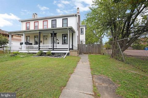 118 S BROAD STREET LANSDALE PA 19446