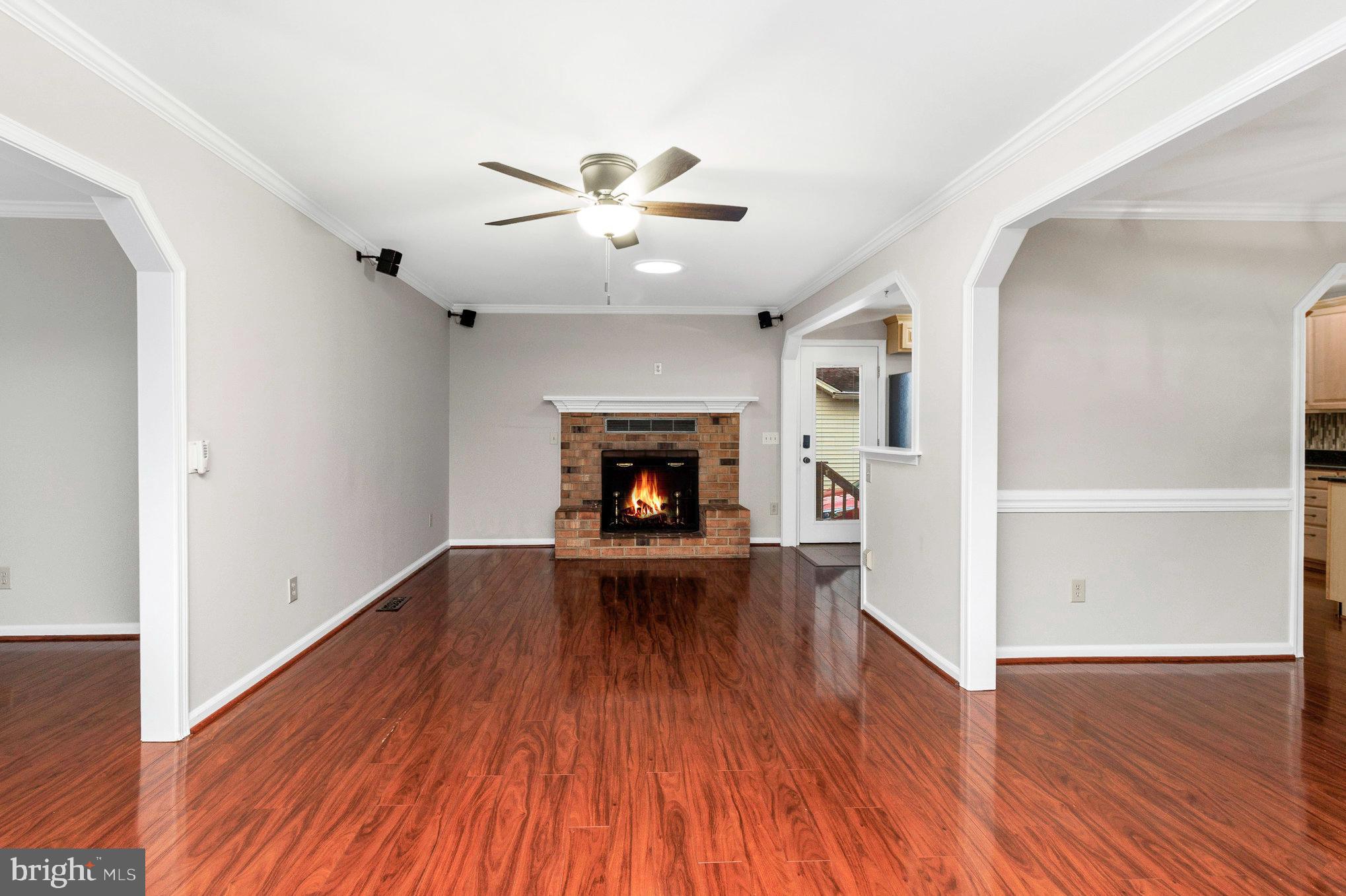 LAKE OF THE WOODS - Residential Lease