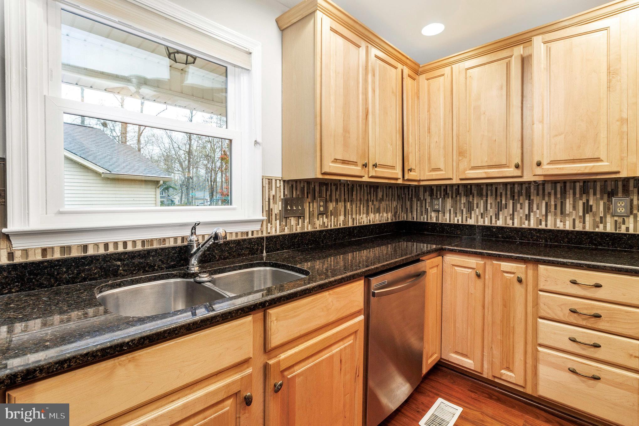 LAKE OF THE WOODS - Residential Lease