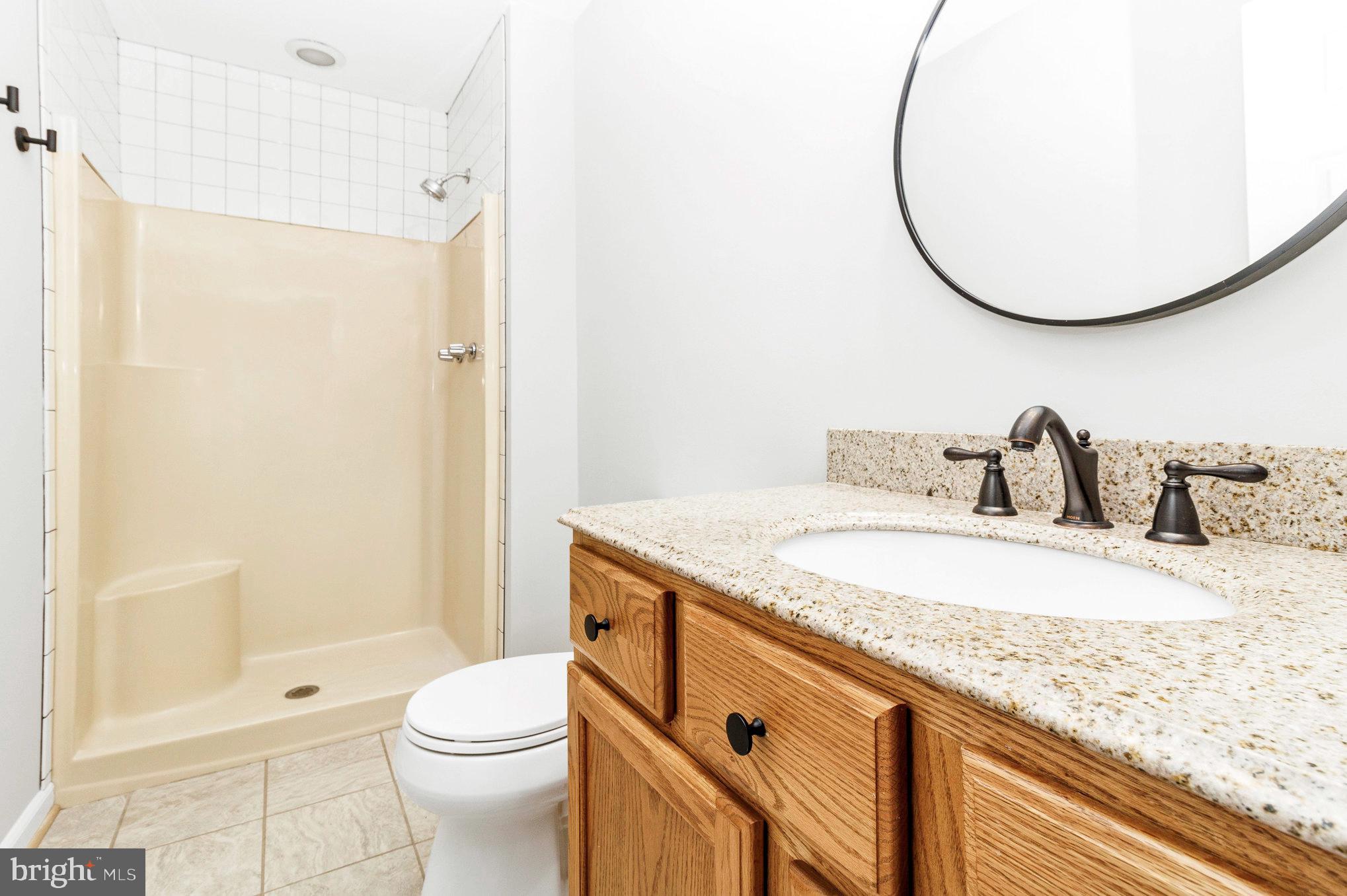 LAKE OF THE WOODS - Residential Lease