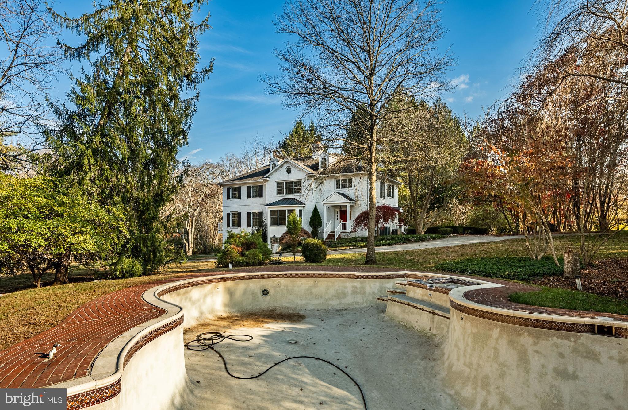 FAIRVILLE - Residential