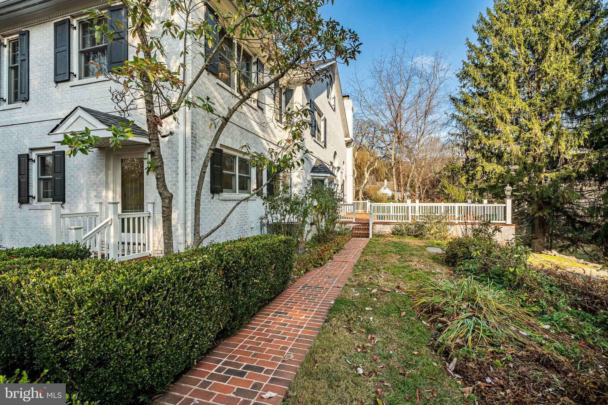 FAIRVILLE - Residential