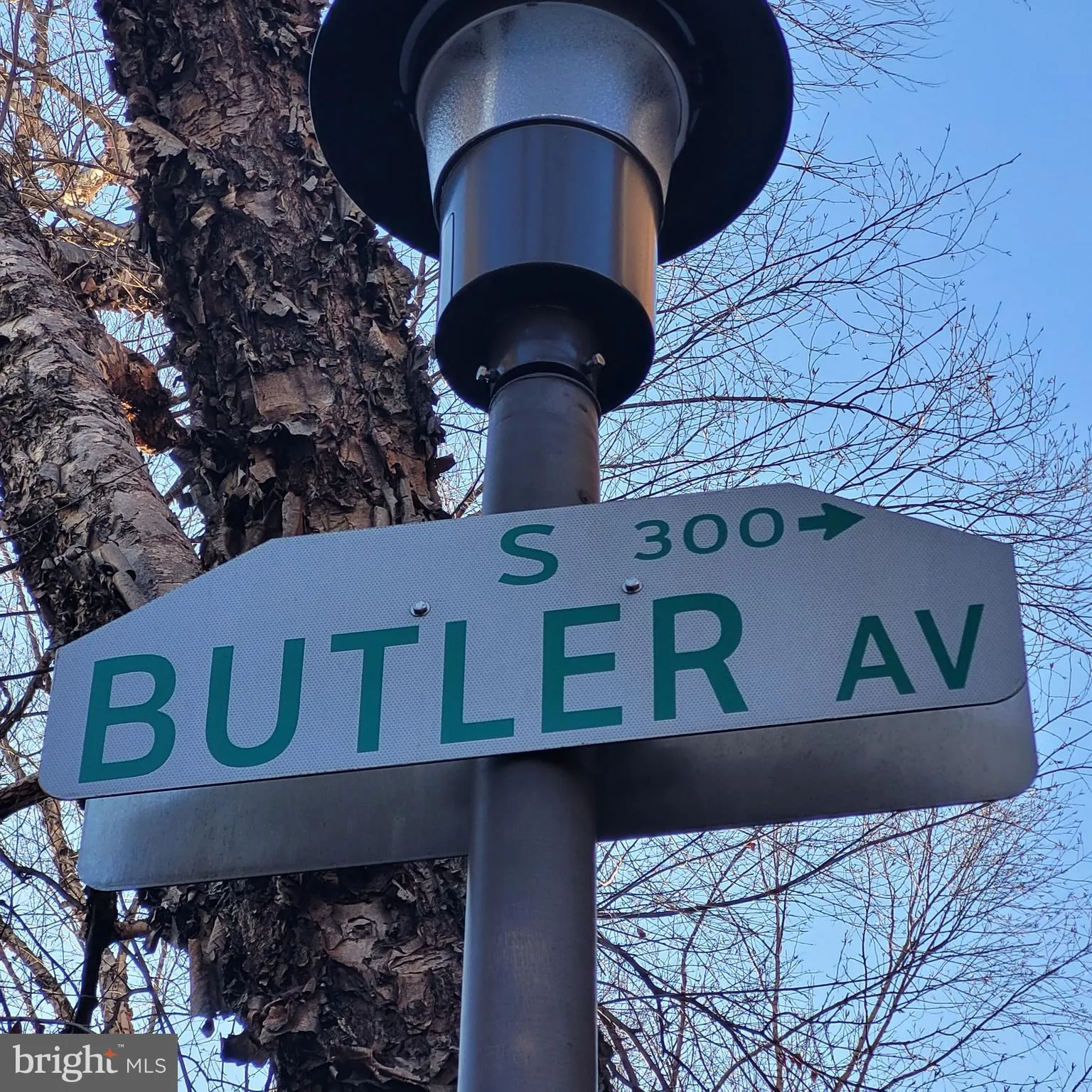 Philadelphia, Pennsylvania 19107, United States, 2 Bedrooms Bedrooms, ,1 BathroomBathrooms,Residential,Active,82124