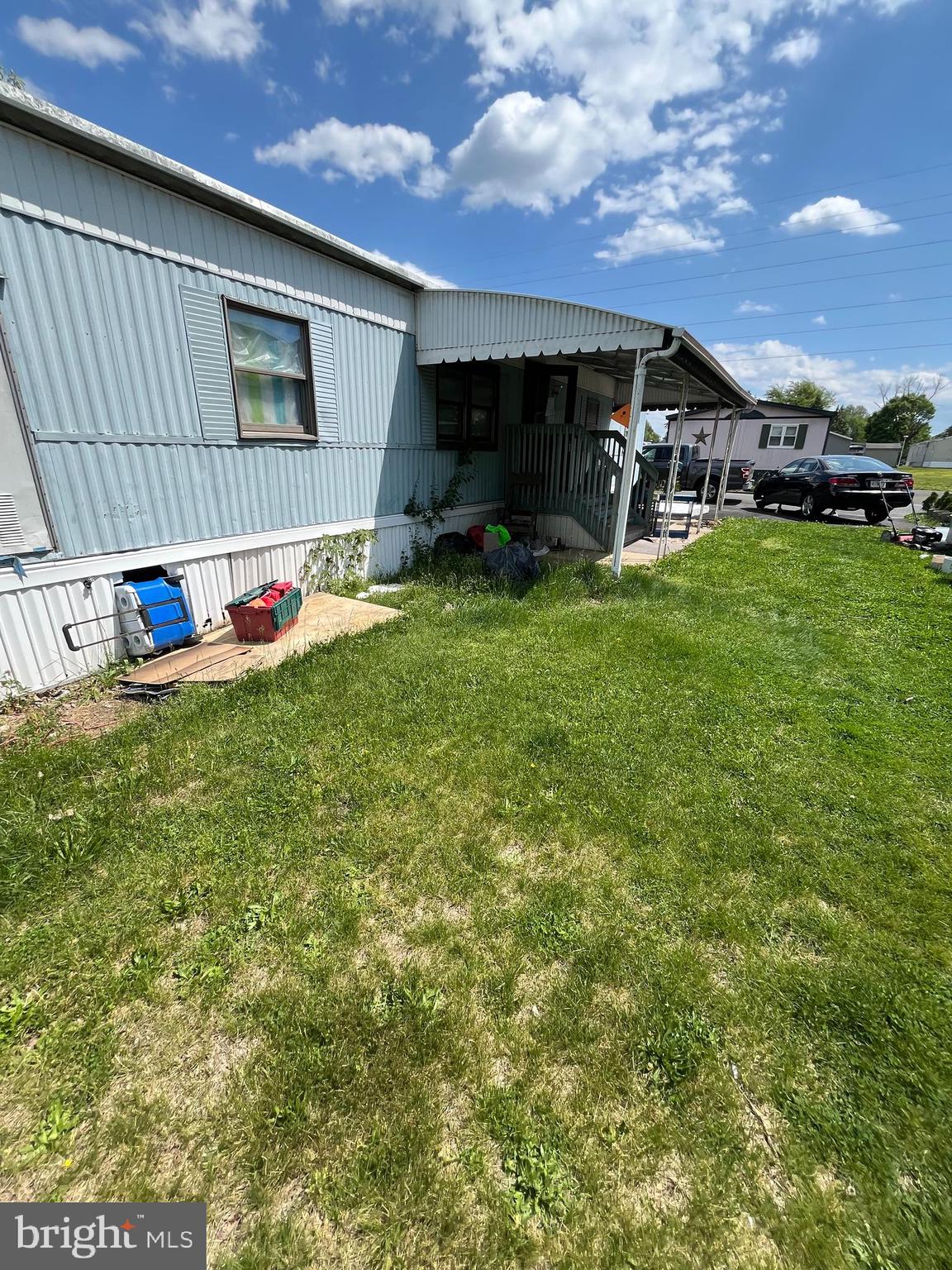 7612 HUNTER DRIVE