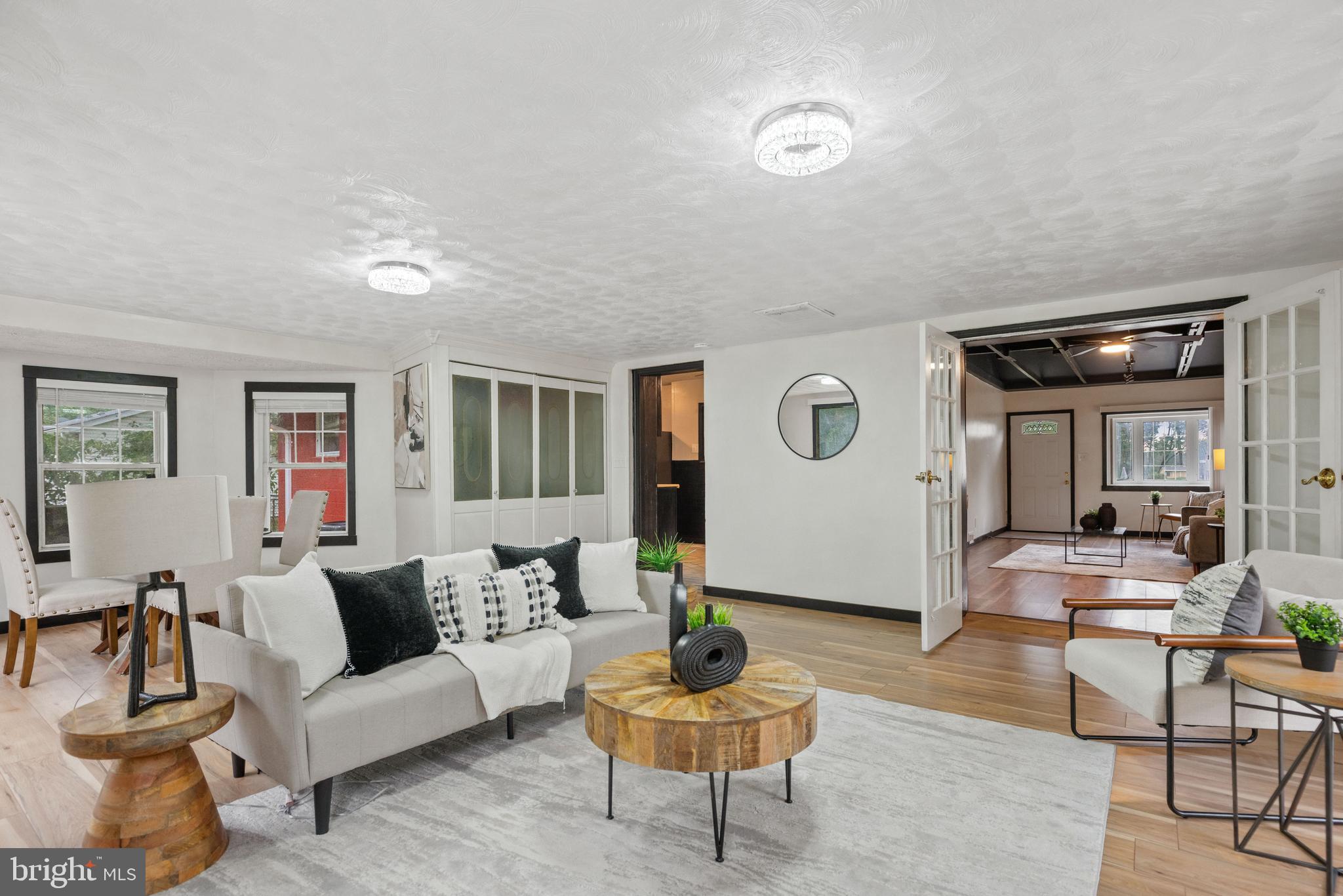 EARLY MANOR - Residential