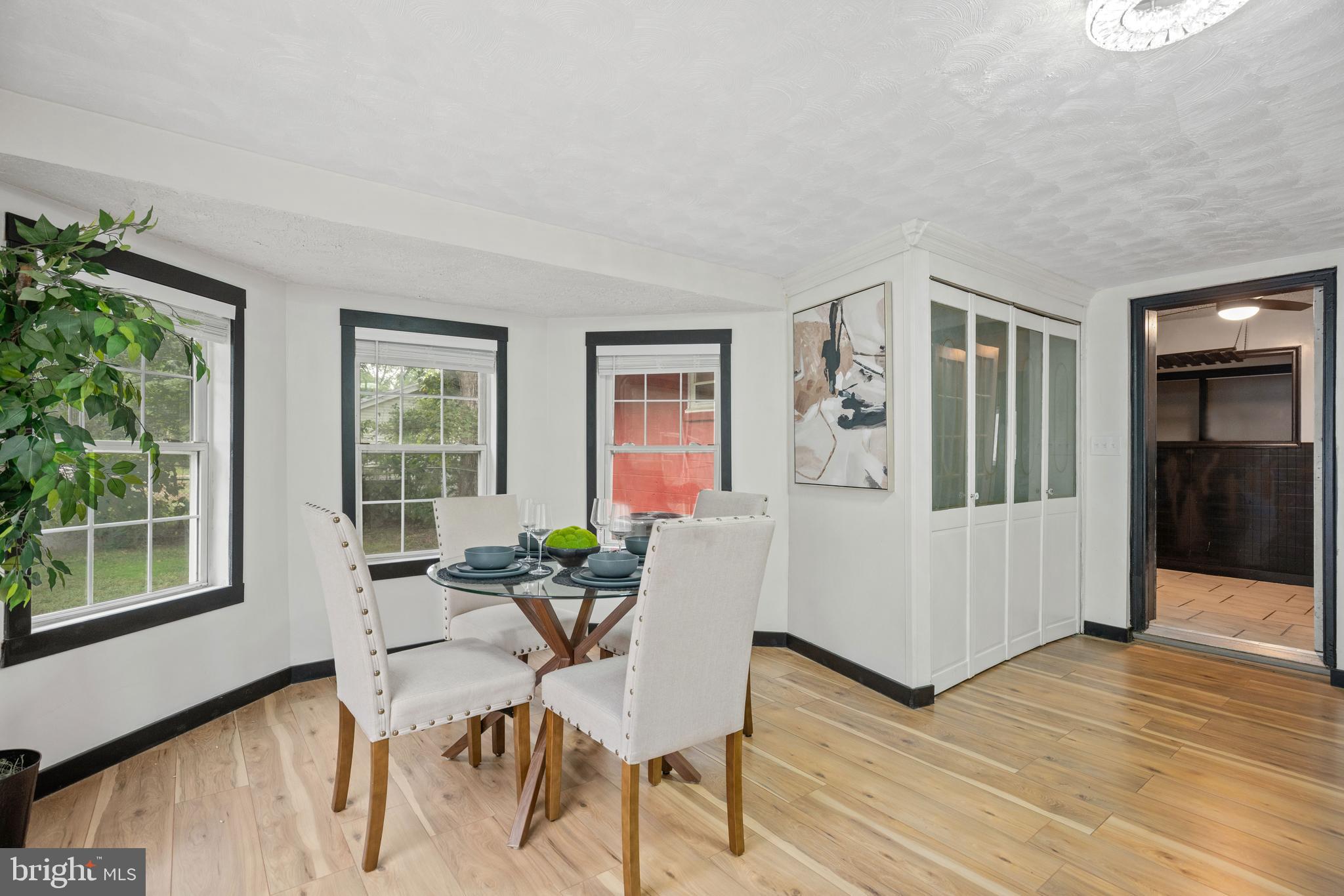 EARLY MANOR - Residential