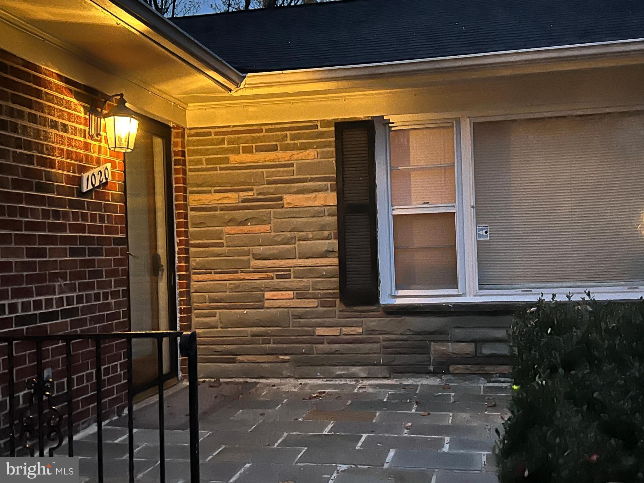 HOMESTEAD ESTATES - Residential Lease