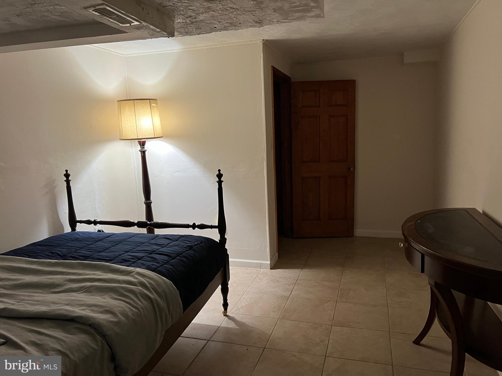 HOMESTEAD ESTATES - Residential Lease