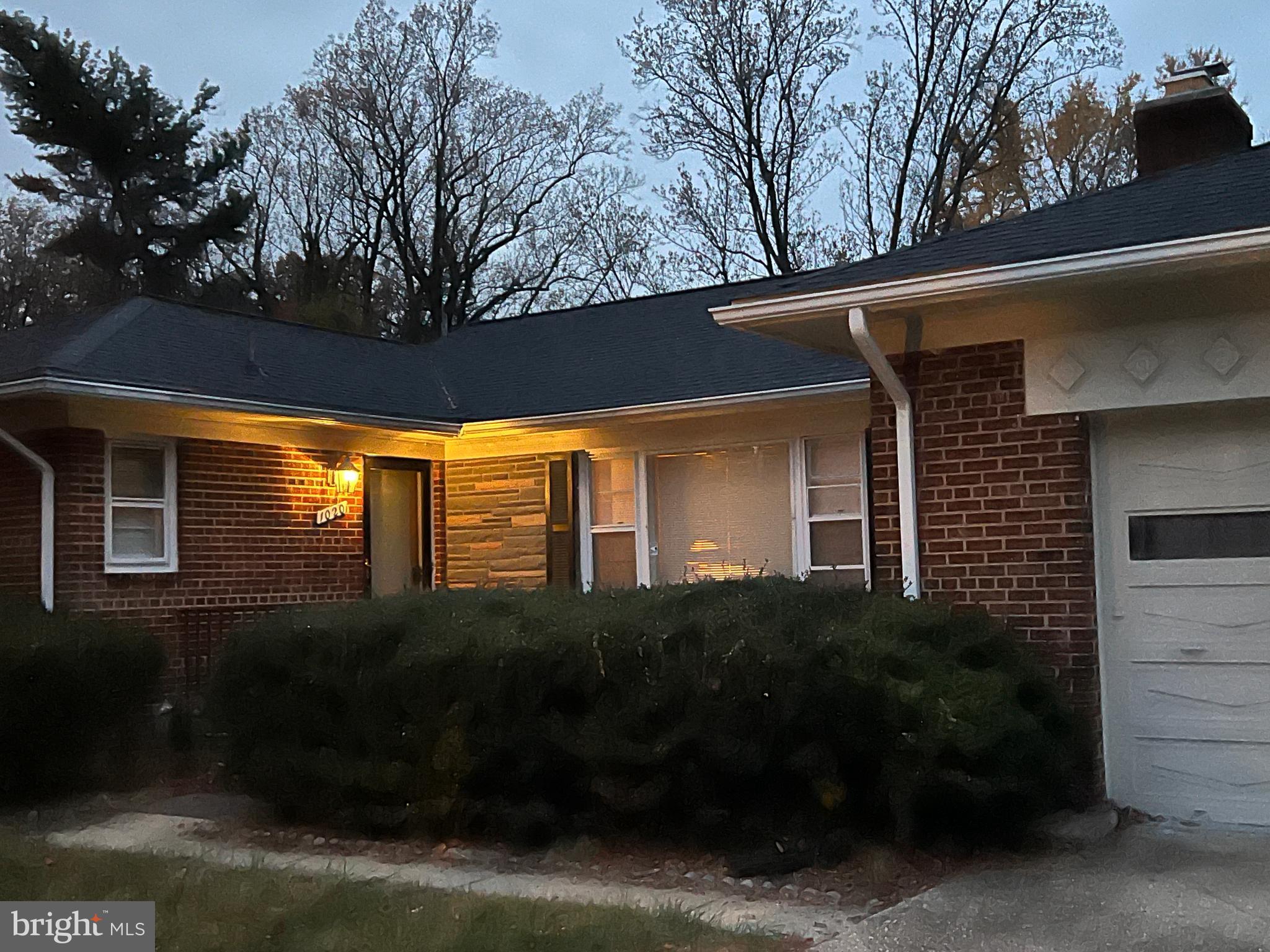 HOMESTEAD ESTATES - Residential Lease