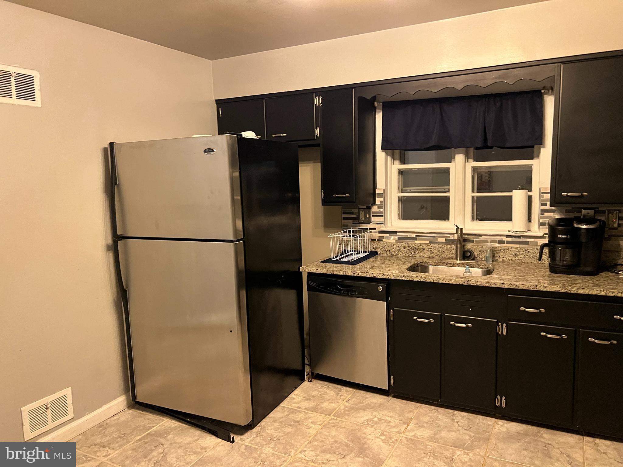 HOMESTEAD ESTATES - Residential Lease