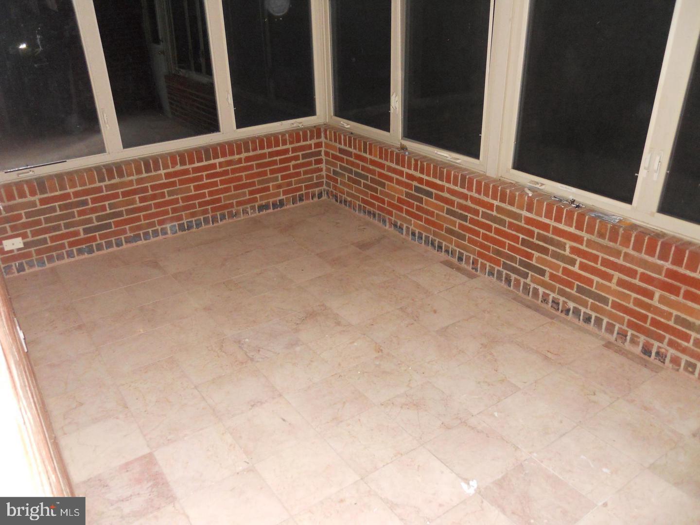 HOMESTEAD ESTATES - Residential Lease