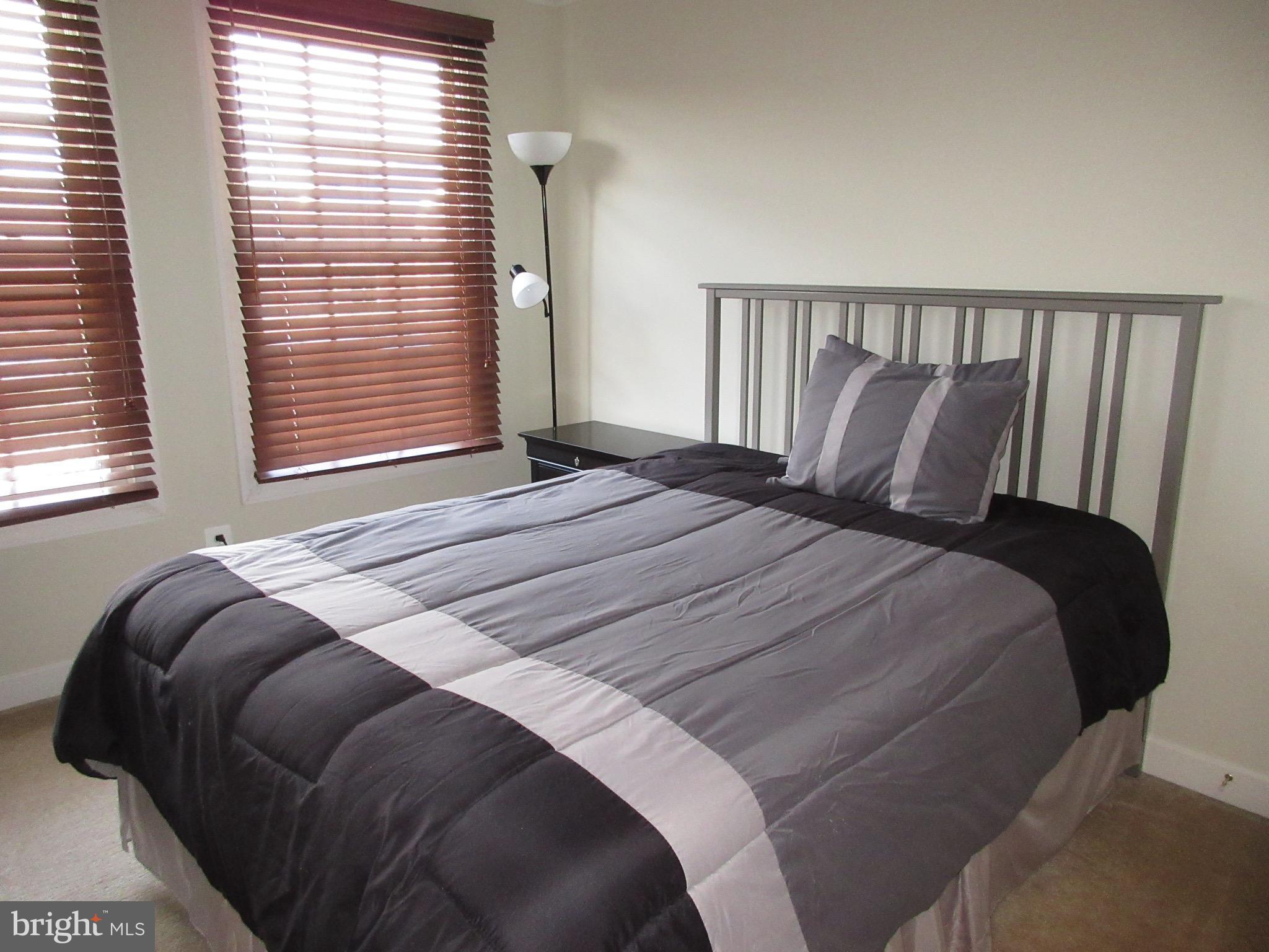 CAMERON STATION - Residential Lease