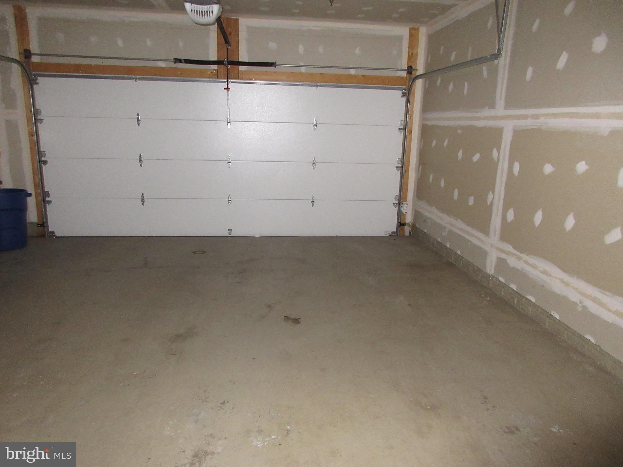 CAMERON STATION - Residential Lease