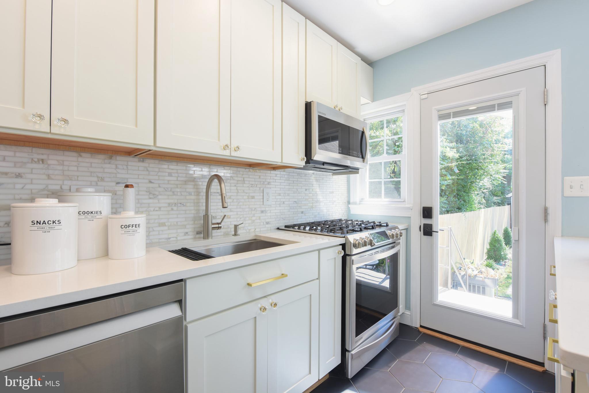 DEL RAY - Residential