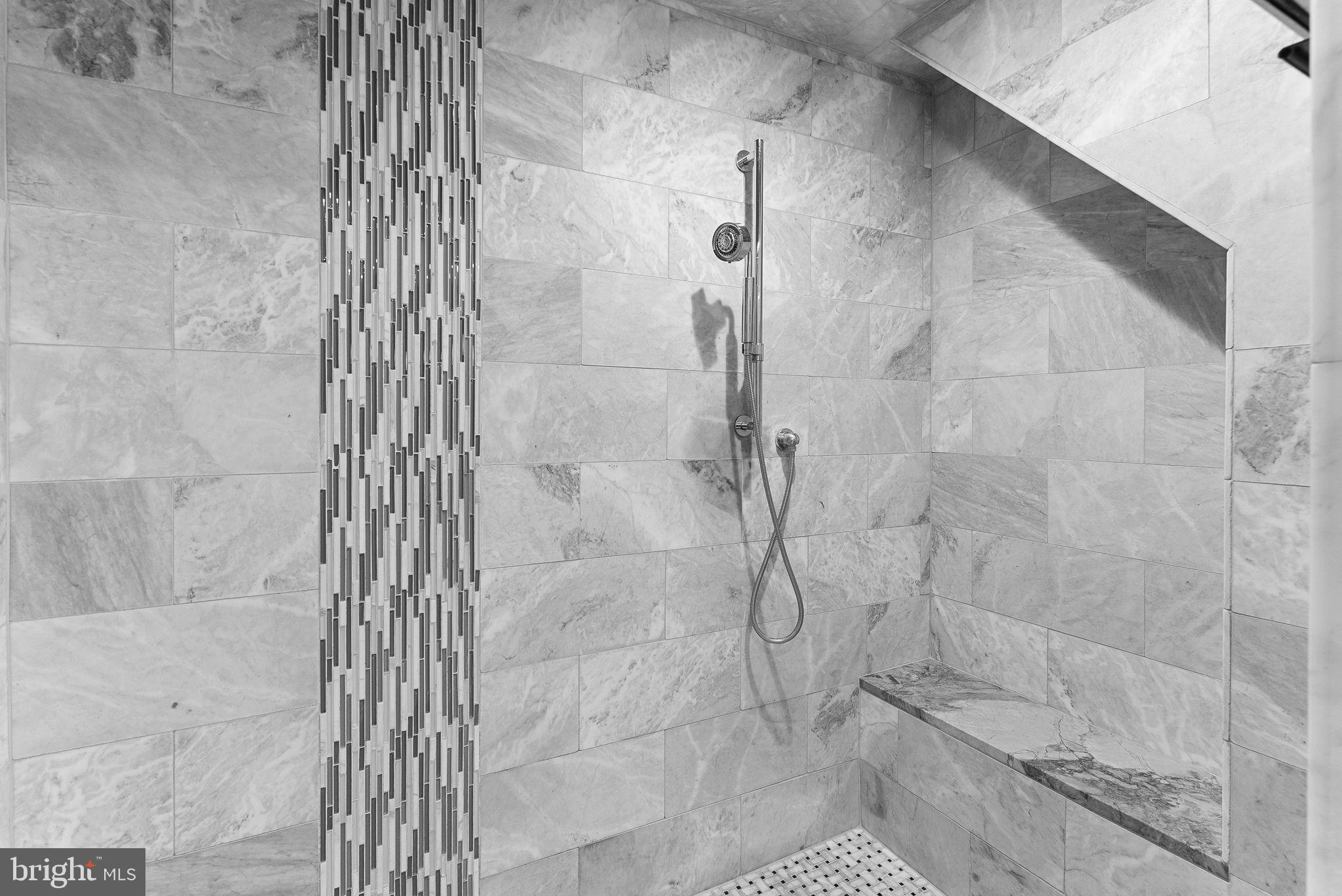 WESTHAMPTON - Residential