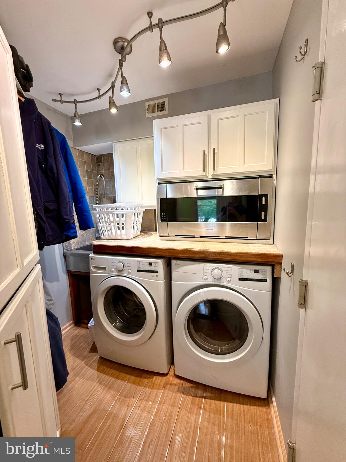 ABINGTON - Residential