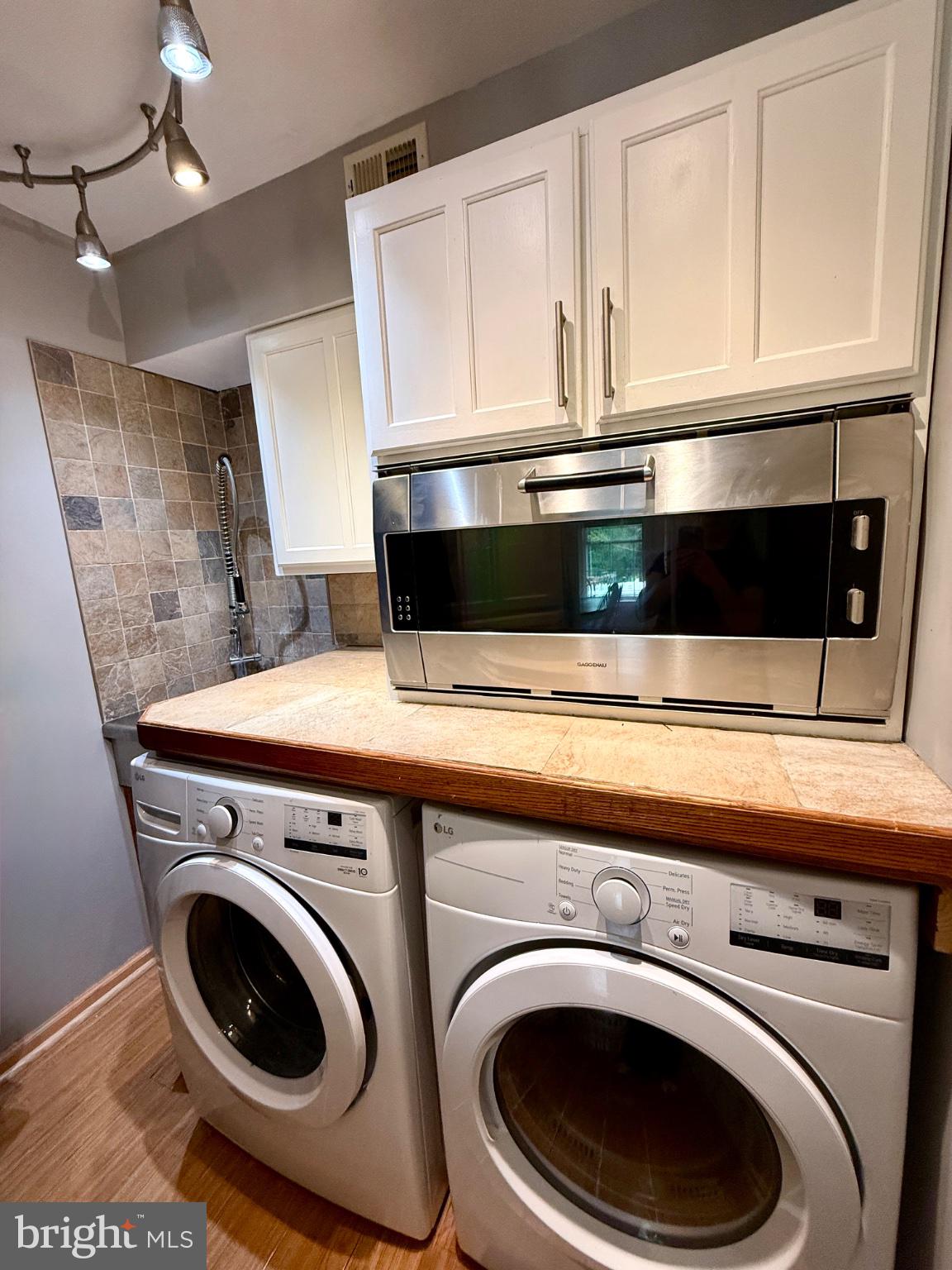 ABINGTON - Residential
