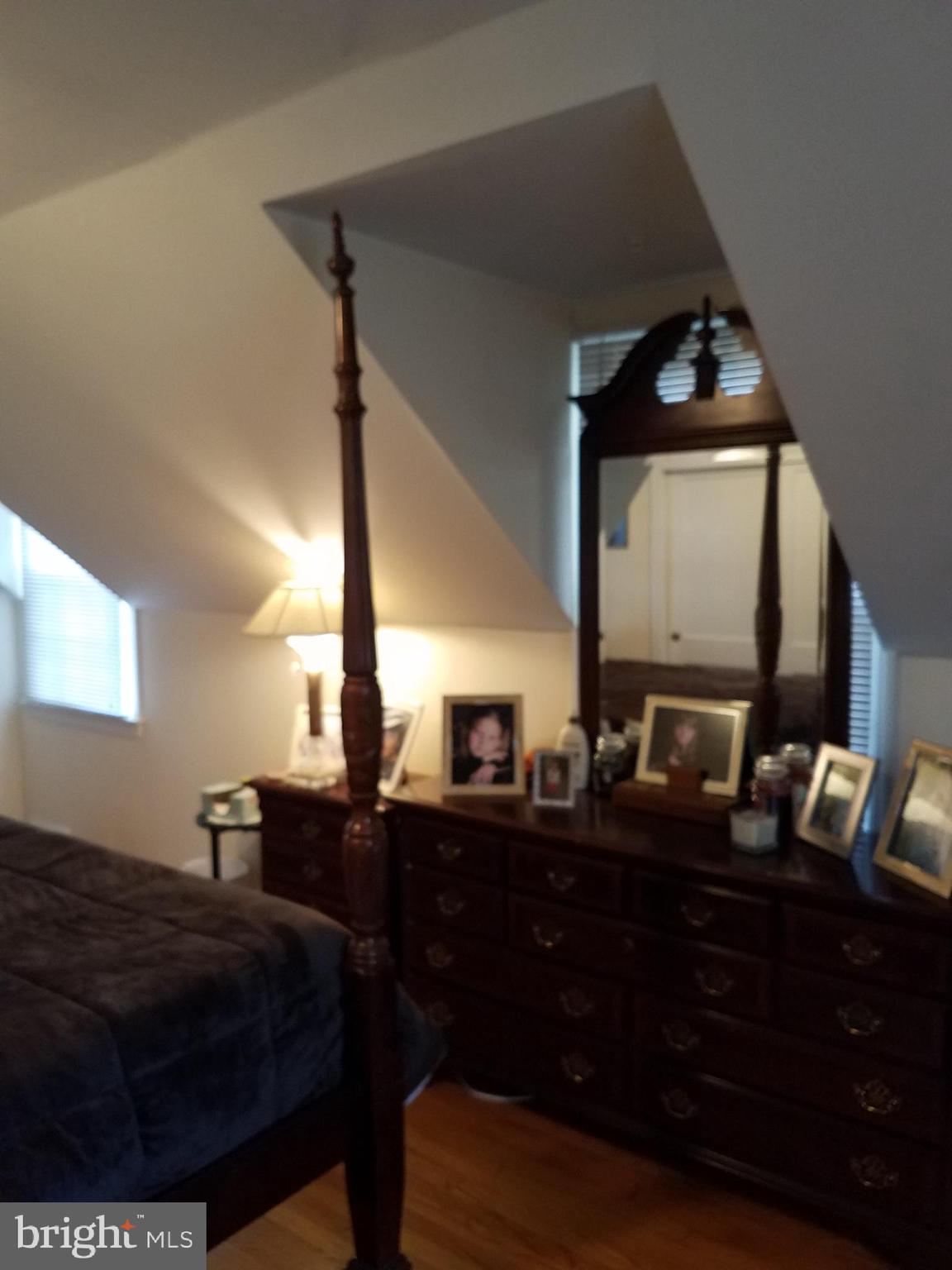 10 ACRE HORSE FARM - Residential Lease