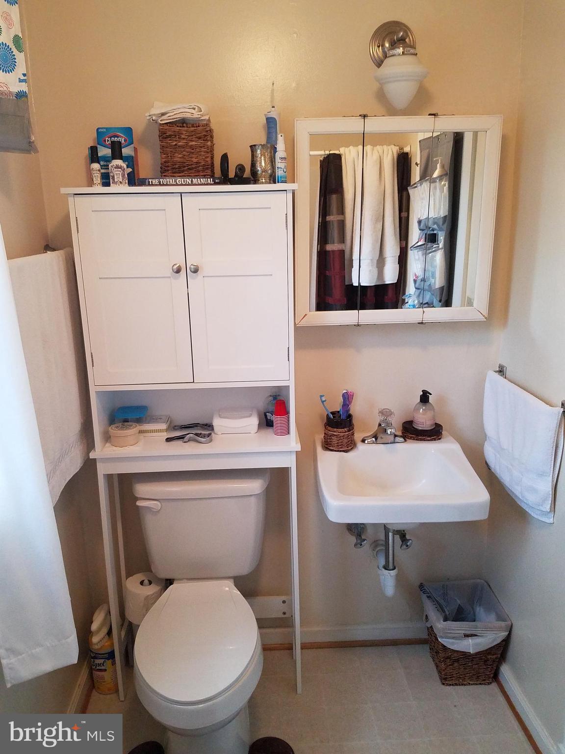 10 ACRE HORSE FARM - Residential Lease