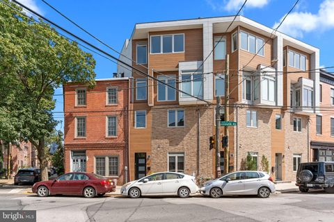 813 E PASSYUNK AVENUE PHILADELPHIA PA 19147